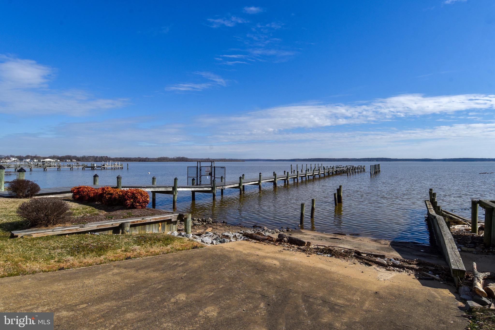 FEATHERSTONE FARMS - Residential