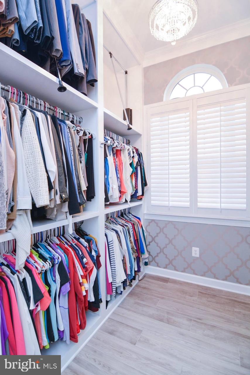 FEATHERSTONE FARMS - Residential