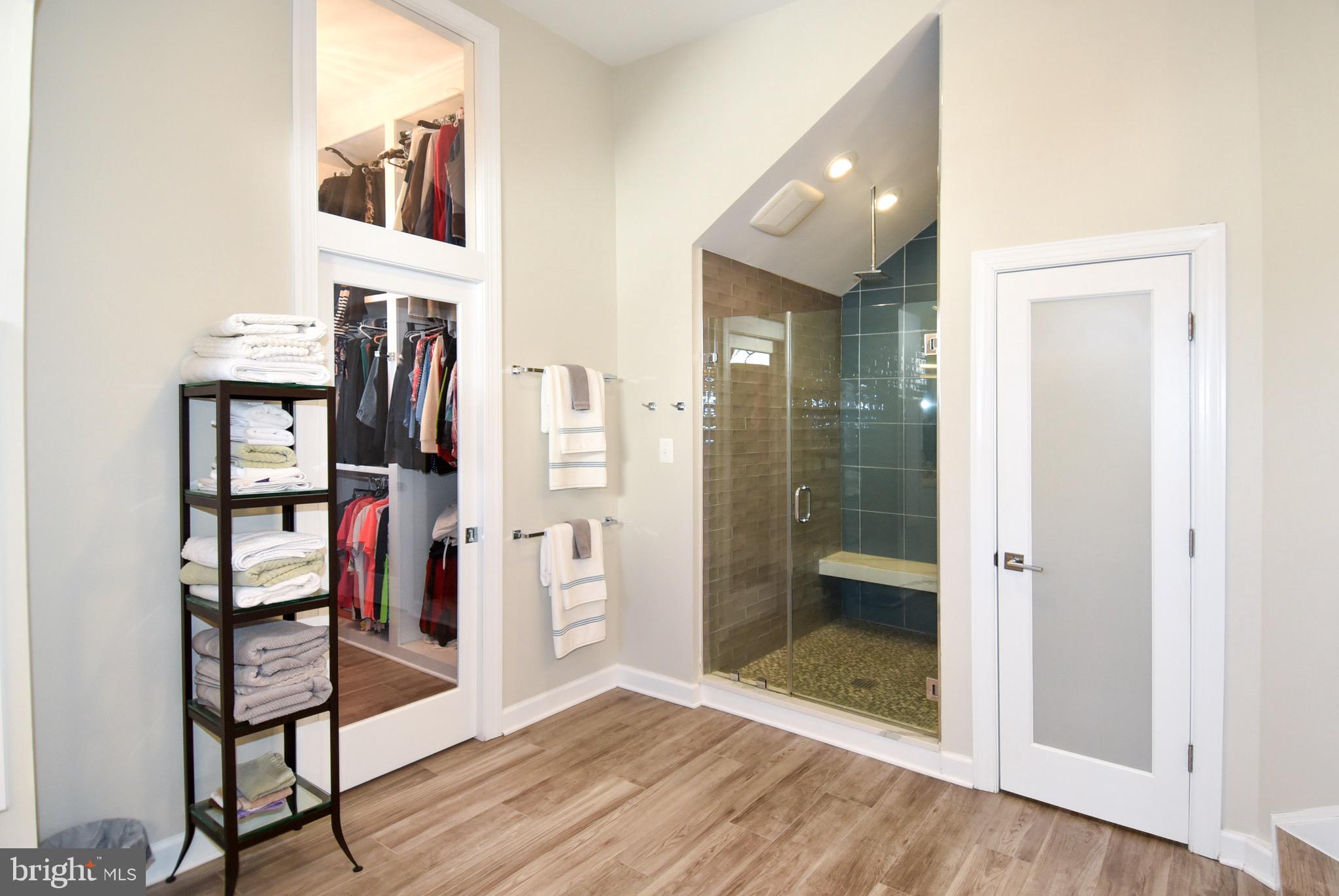 FEATHERSTONE FARMS - Residential