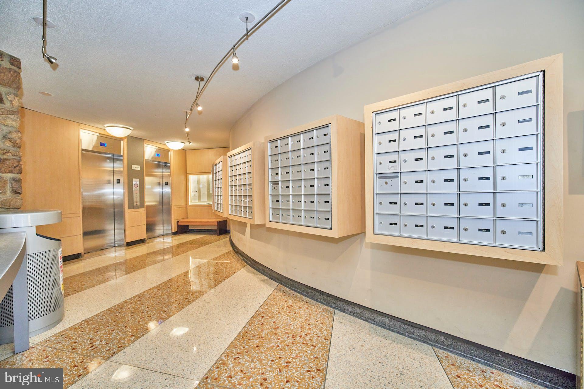 RIVIERA OF CHEVY CHASE - Residential