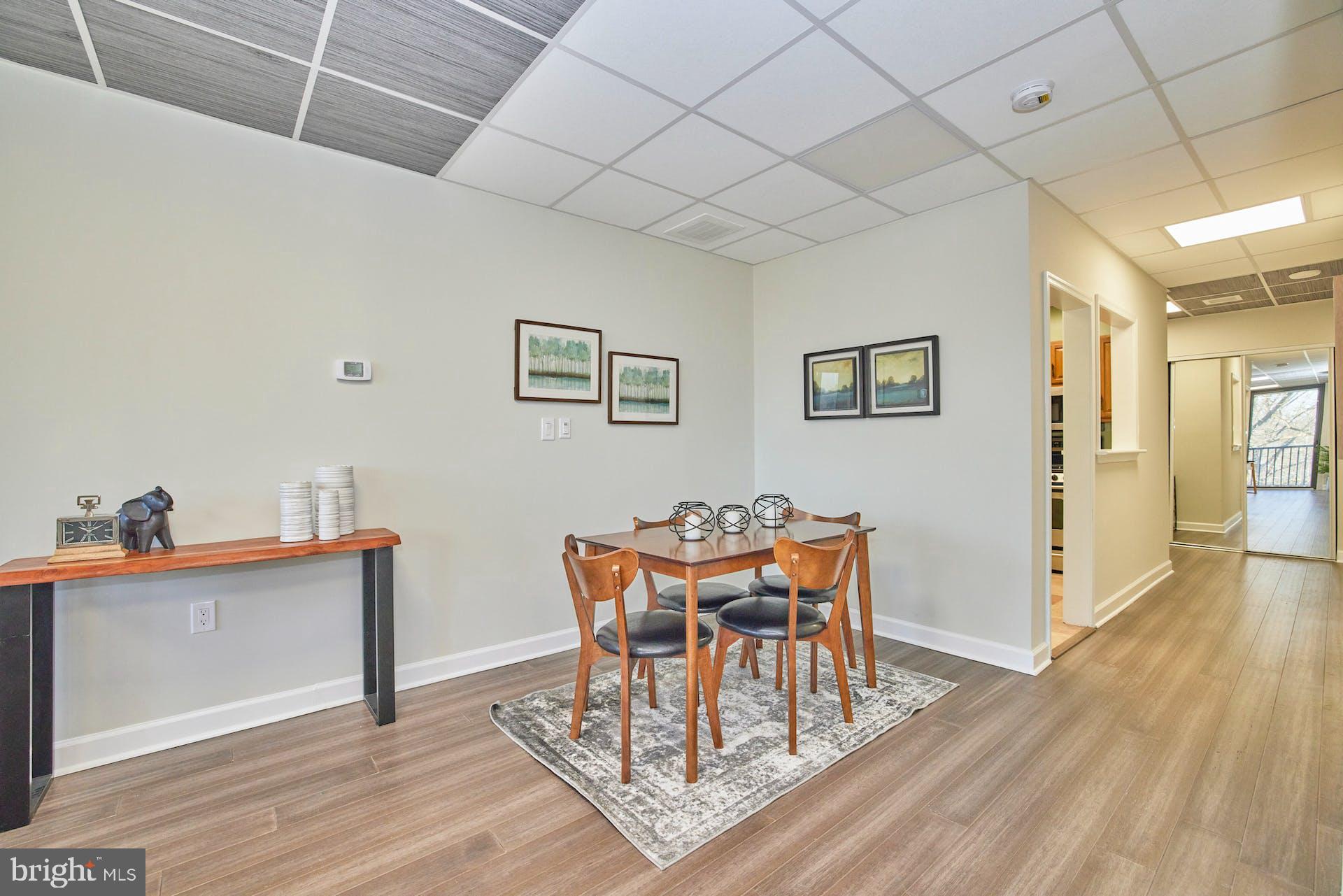 RIVIERA OF CHEVY CHASE - Residential