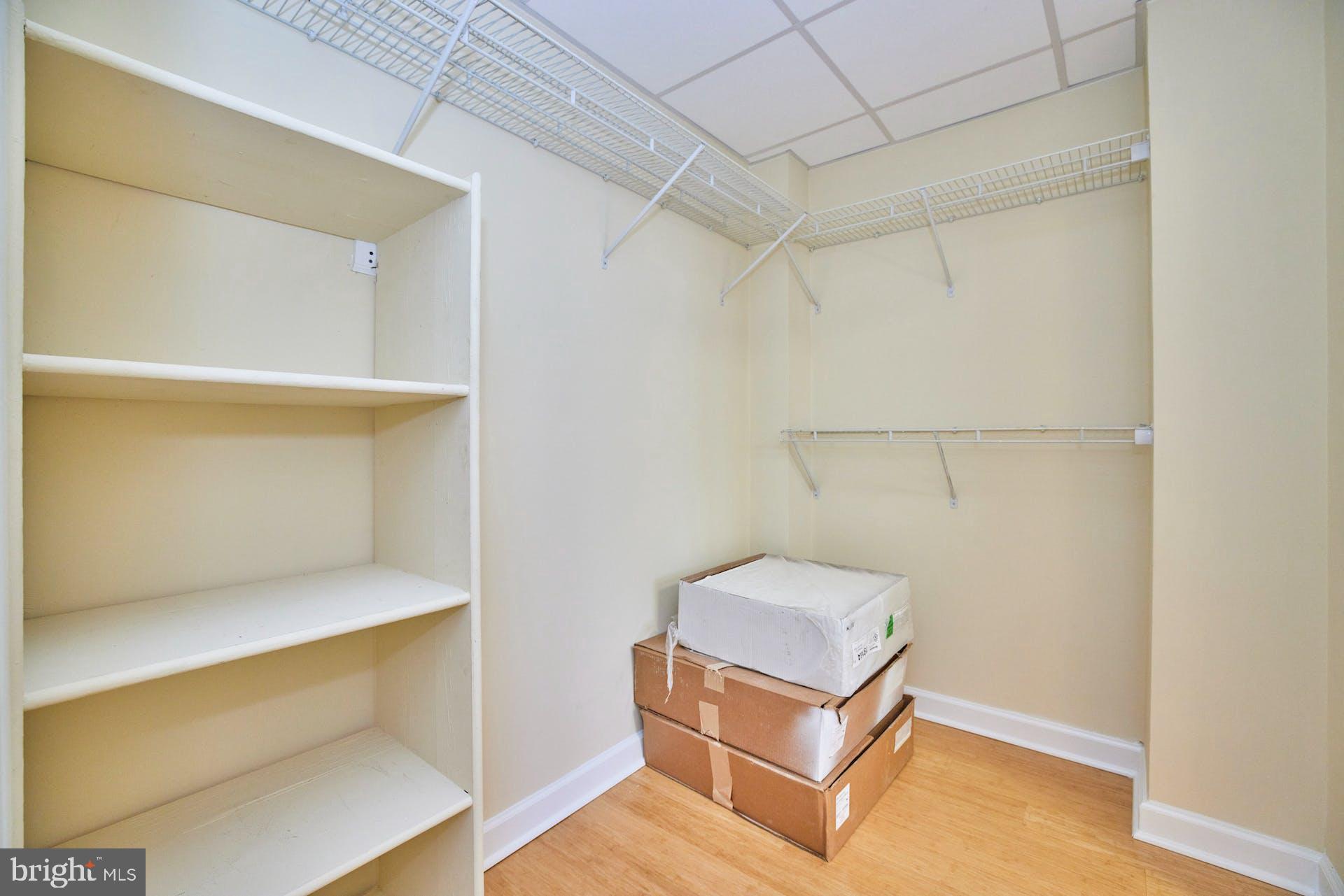 RIVIERA OF CHEVY CHASE - Residential