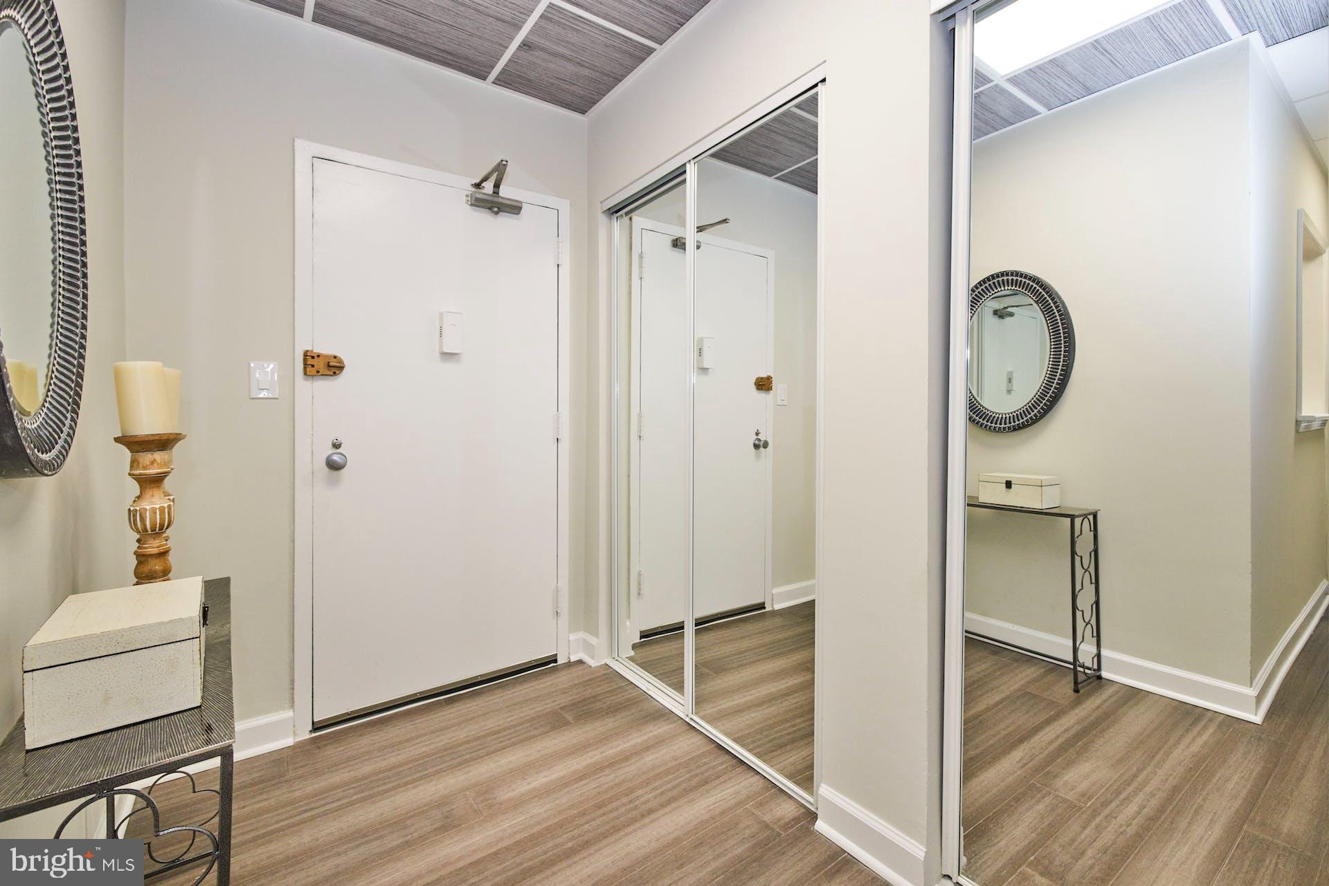 RIVIERA OF CHEVY CHASE - Residential