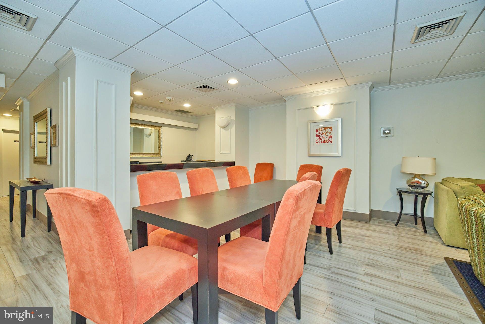 RIVIERA OF CHEVY CHASE - Residential