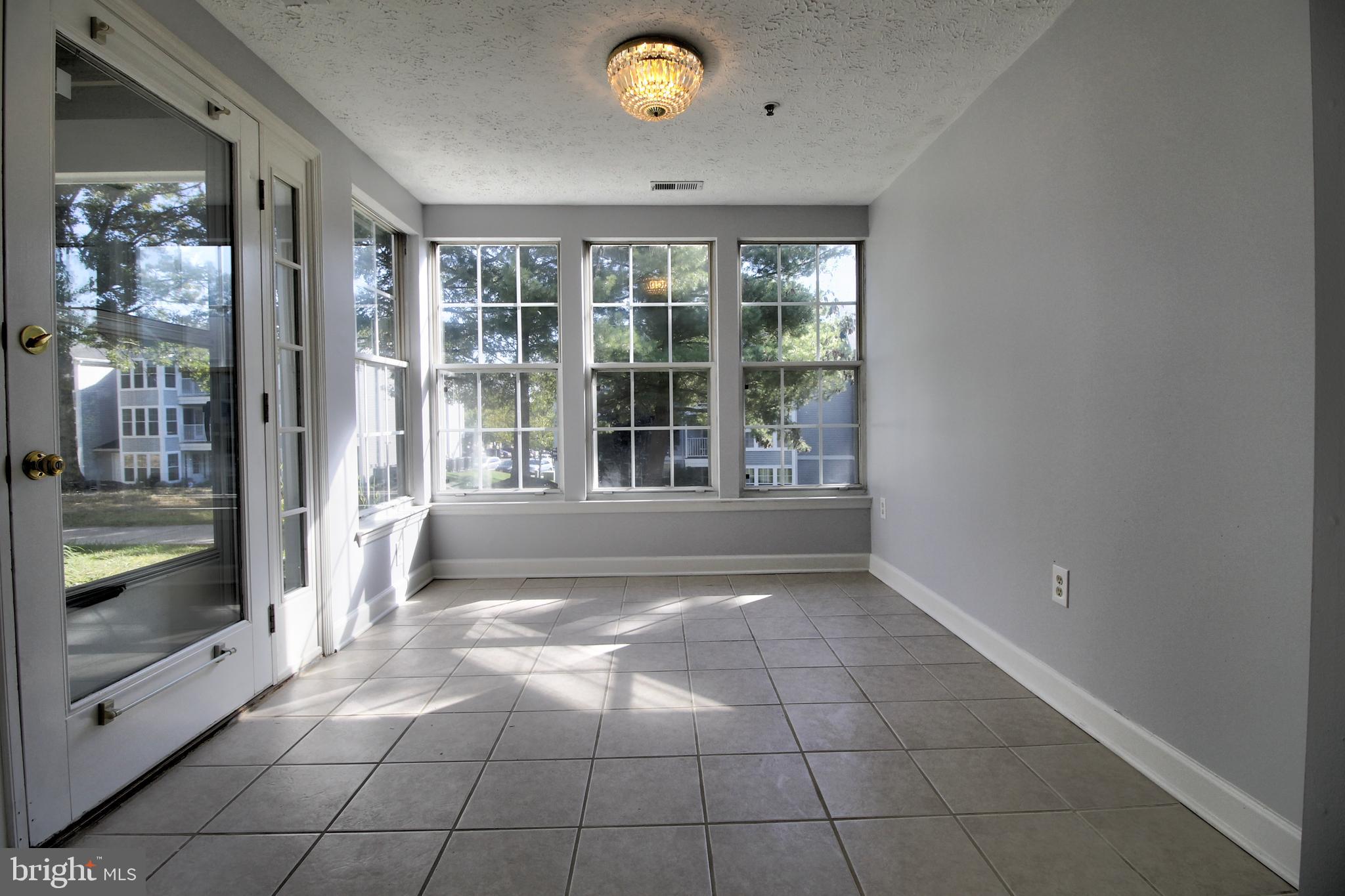 RIVERSIDE - Residential