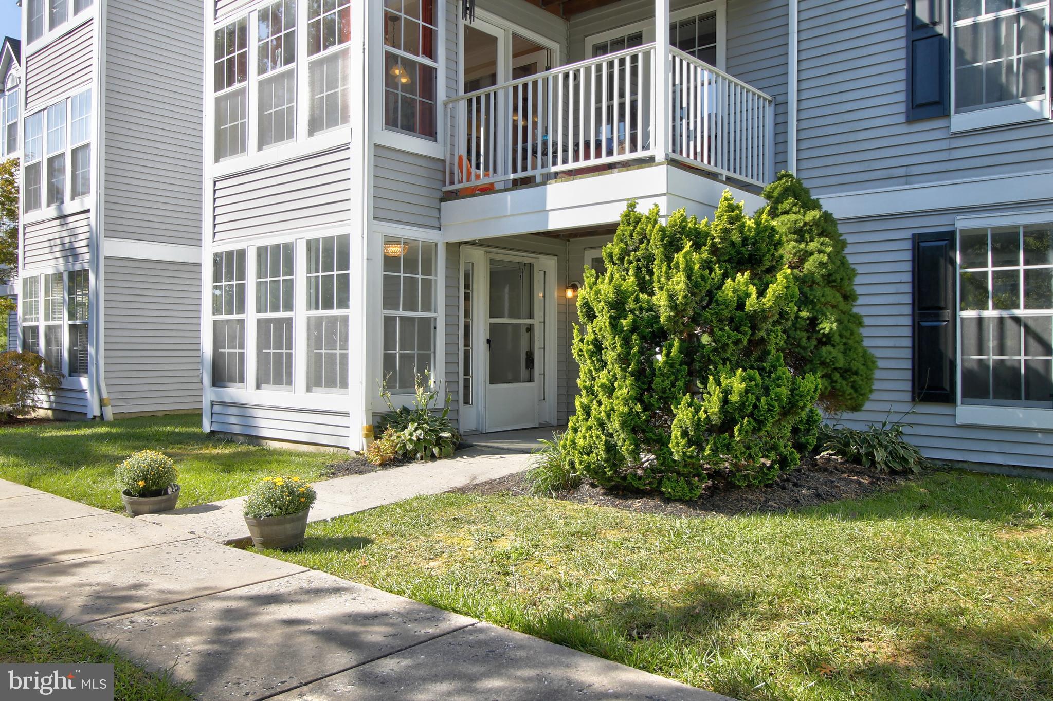 RIVERSIDE - Residential