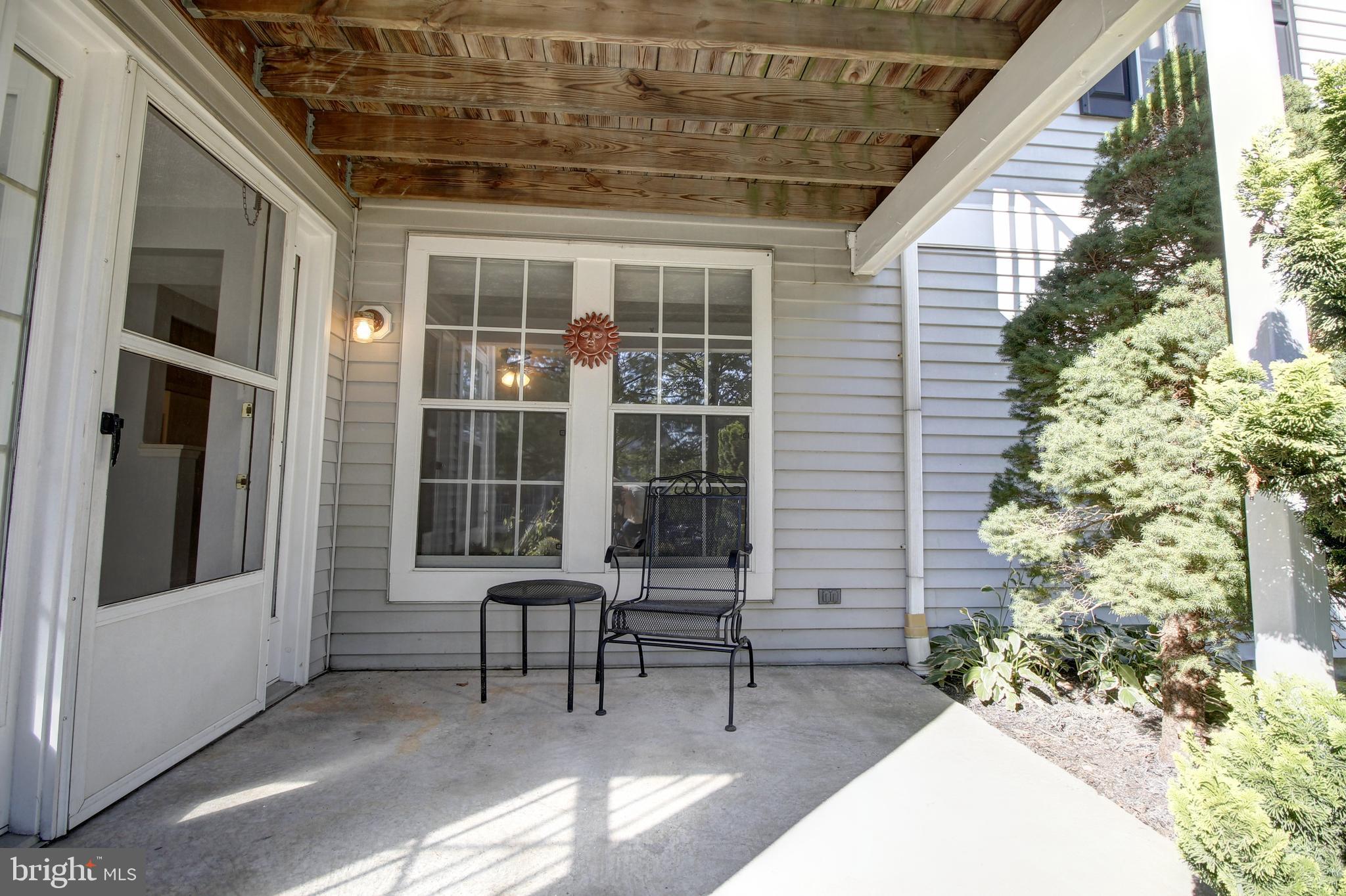 RIVERSIDE - Residential