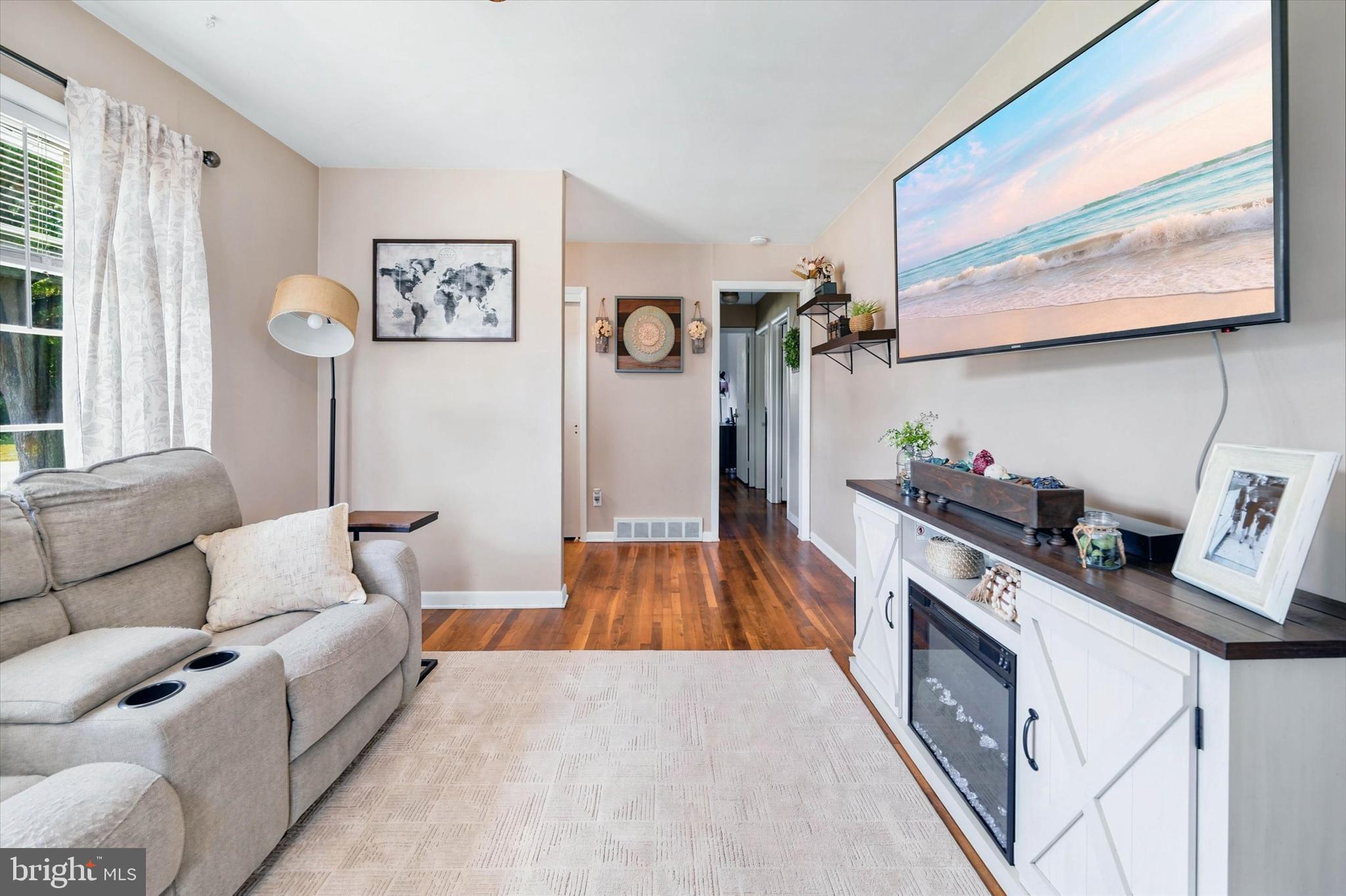 2 SPRING LAKE DR