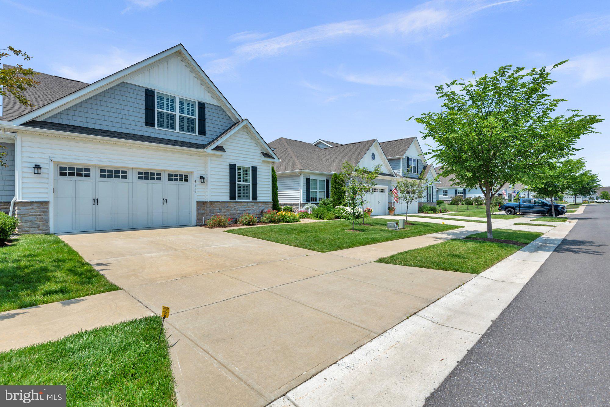 312 TOPSIDE DRIVE 223