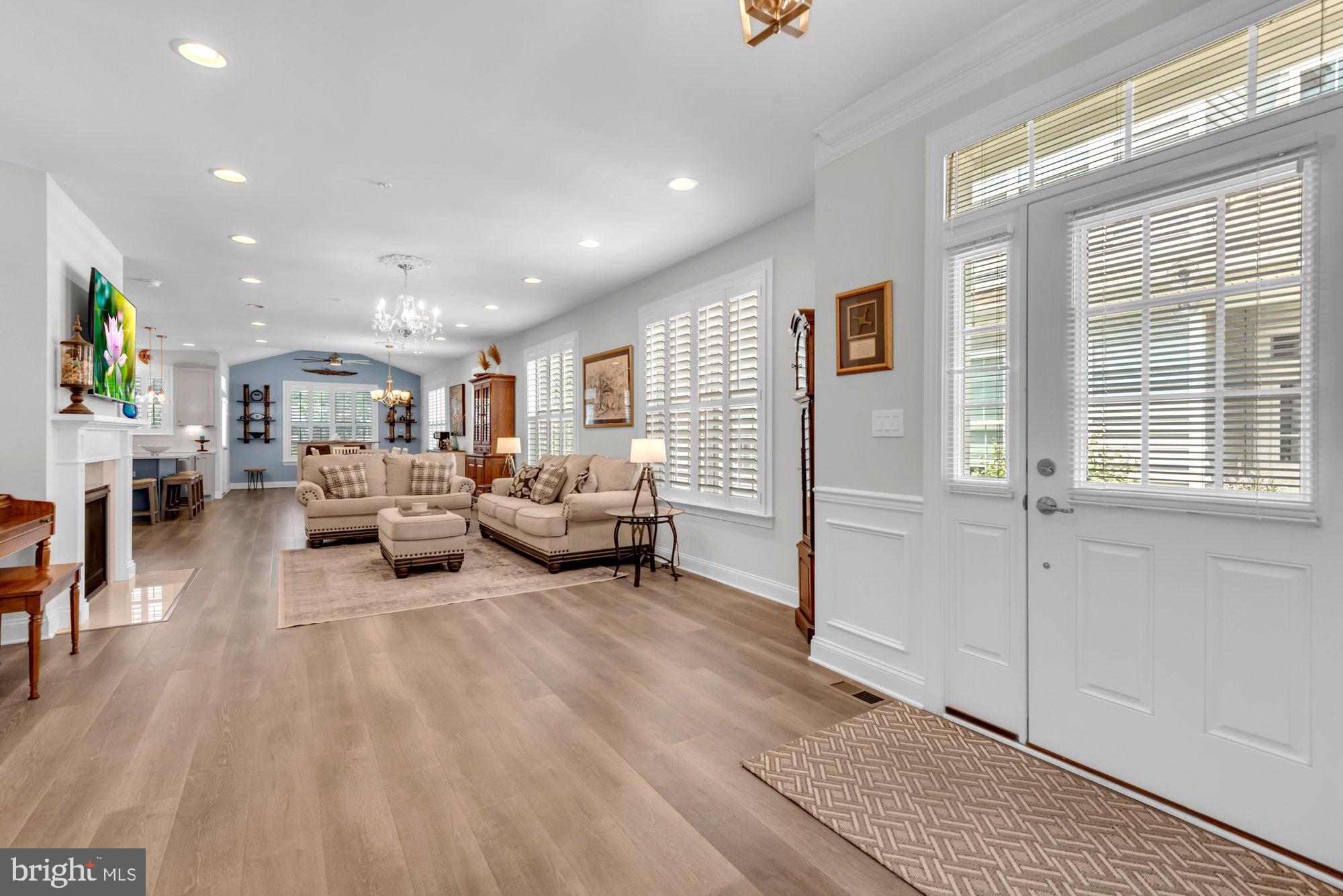 BAY BRIDGE COVE - Residential