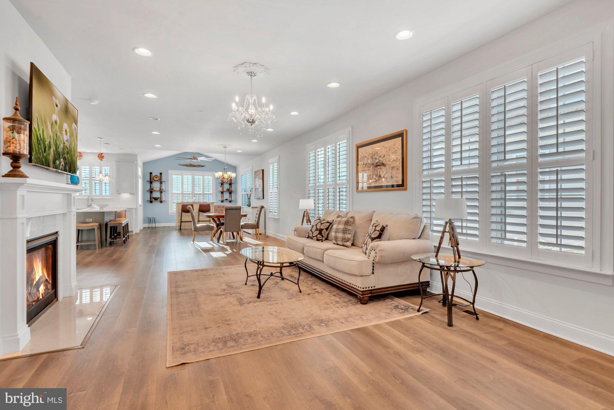 BAY BRIDGE COVE - Residential