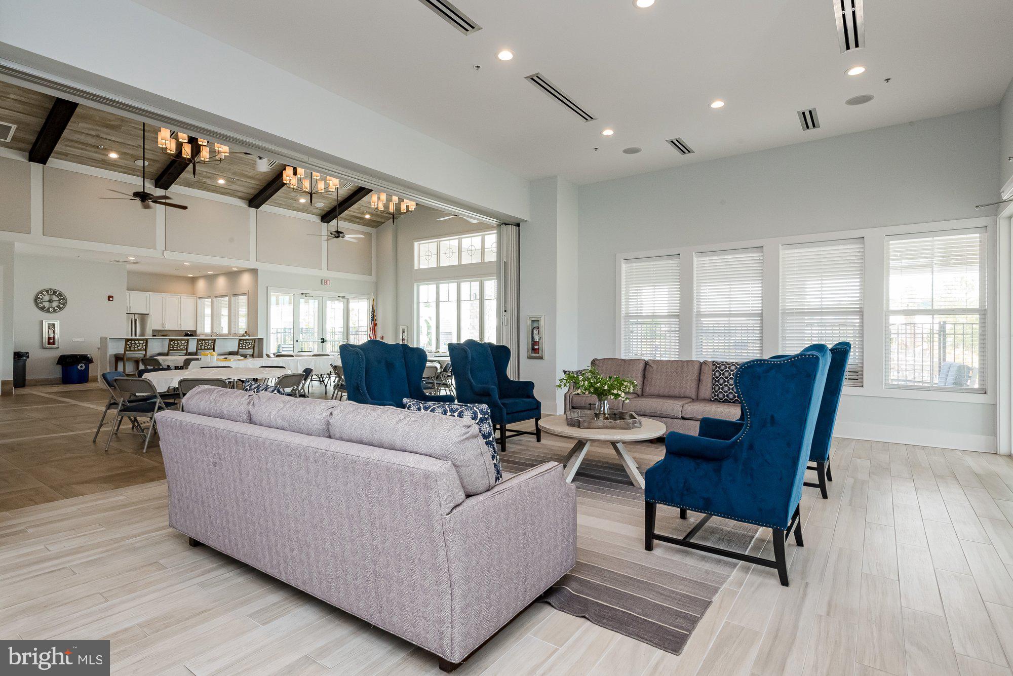 BAY BRIDGE COVE - Residential