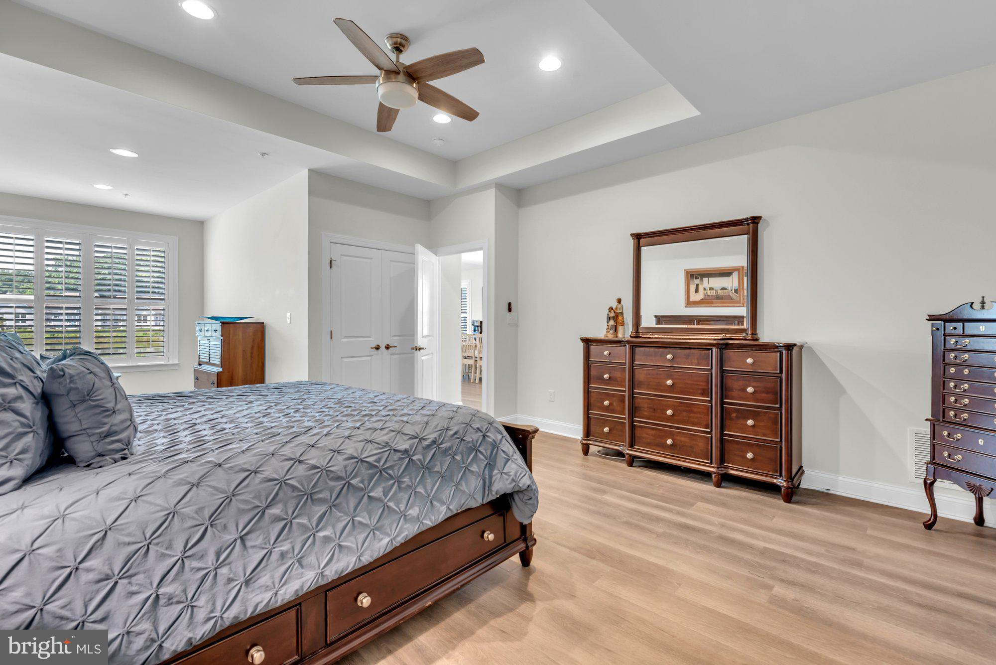 BAY BRIDGE COVE - Residential