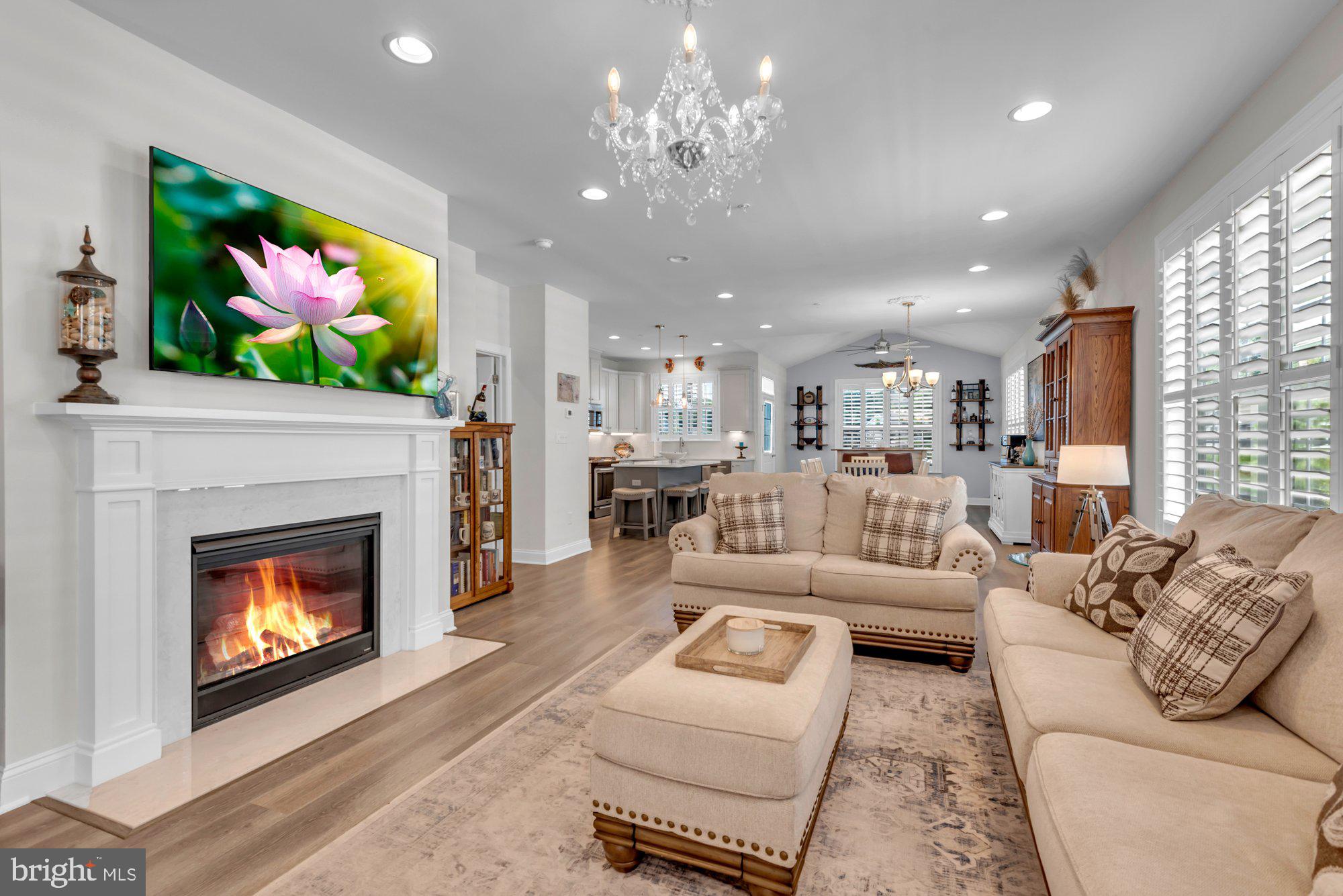 BAY BRIDGE COVE - Residential