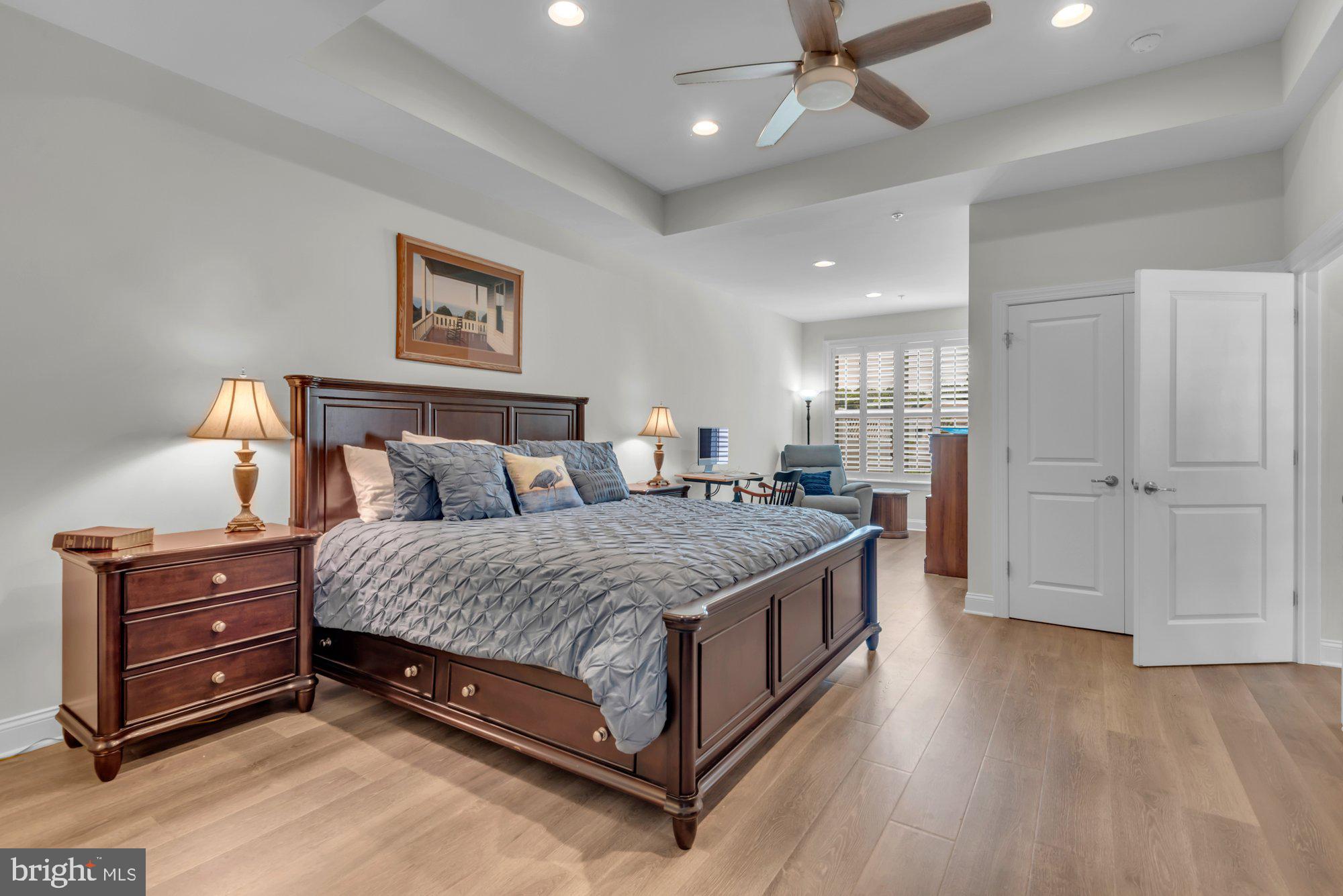 BAY BRIDGE COVE - Residential