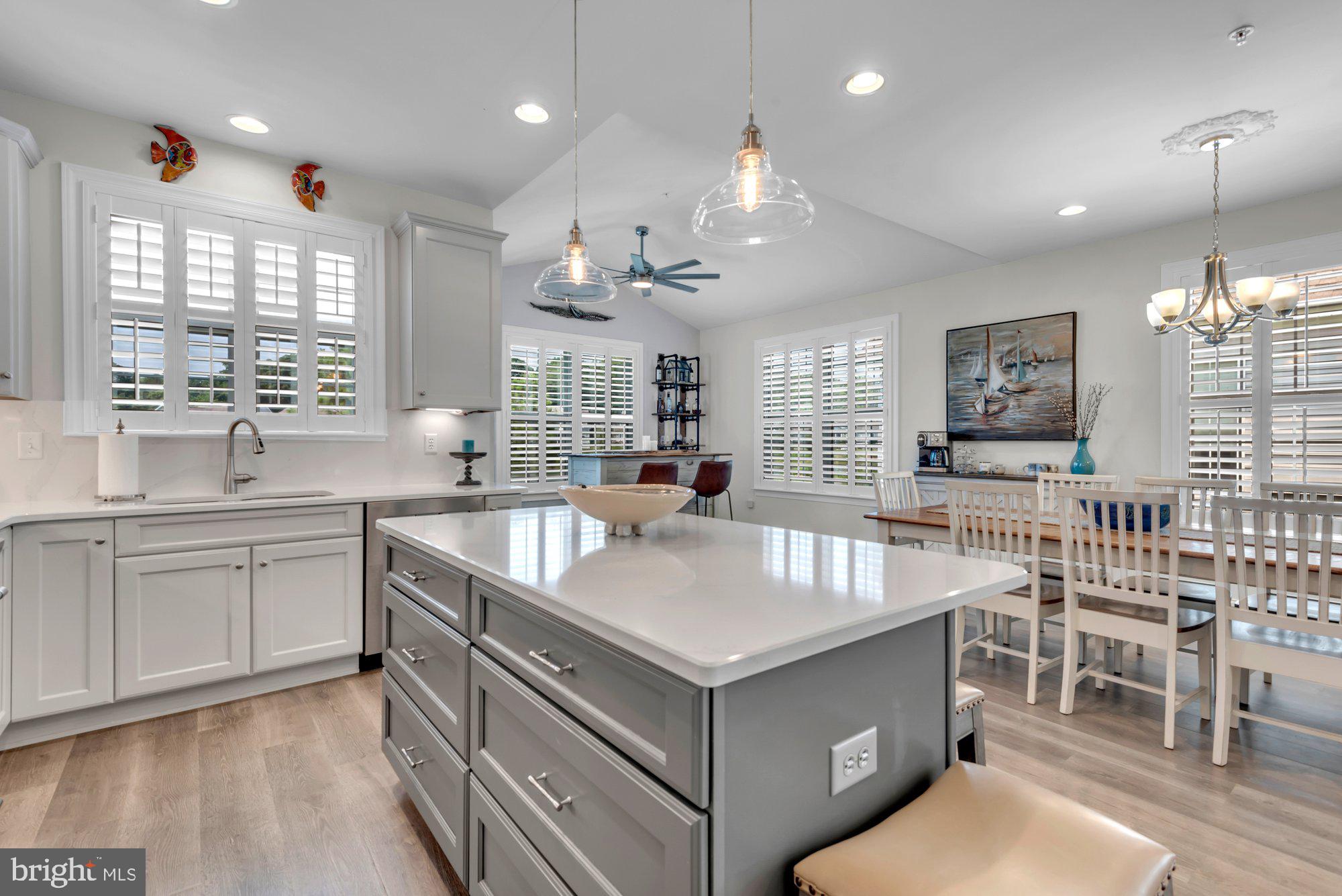 BAY BRIDGE COVE - Residential