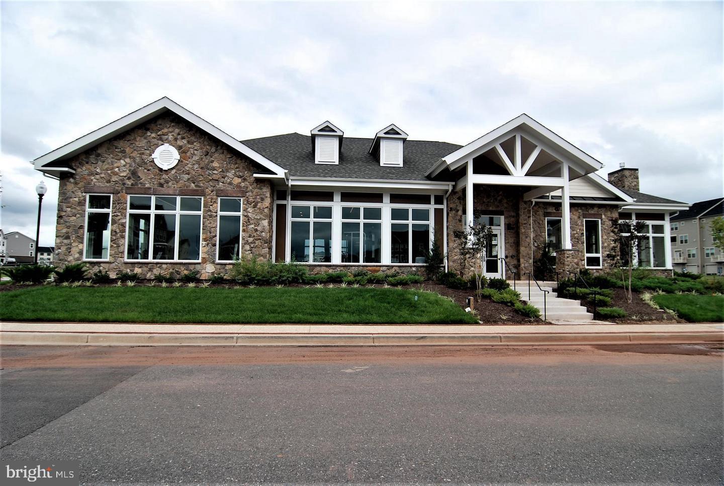 JEFFERSON PLACE - Residential Lease