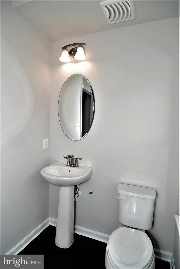 JEFFERSON PLACE - Residential Lease