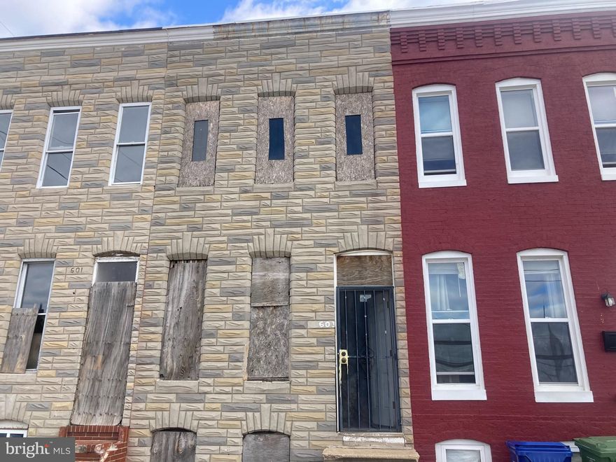 ONLINE AUCTION: Bidding begins 03/17/2025 @ 10:00 AM. Bidding ends 03/19/2025 @ 7:00 PM. List Price is Suggested Opening Bid. 2 Story Townhouse located in the Carrollton Ridge area of Baltimore City. Residents can enjoy the nearby attractions such as Westside Shopping Center, Carroll Park, Carroll Park Golf Course, Mount Clare Junction Shopping Center, & Grace Medical Center. Property is Vacant. Easy Access to Major Traffic Artery Edmondson Ave. Deposit: $5,000.