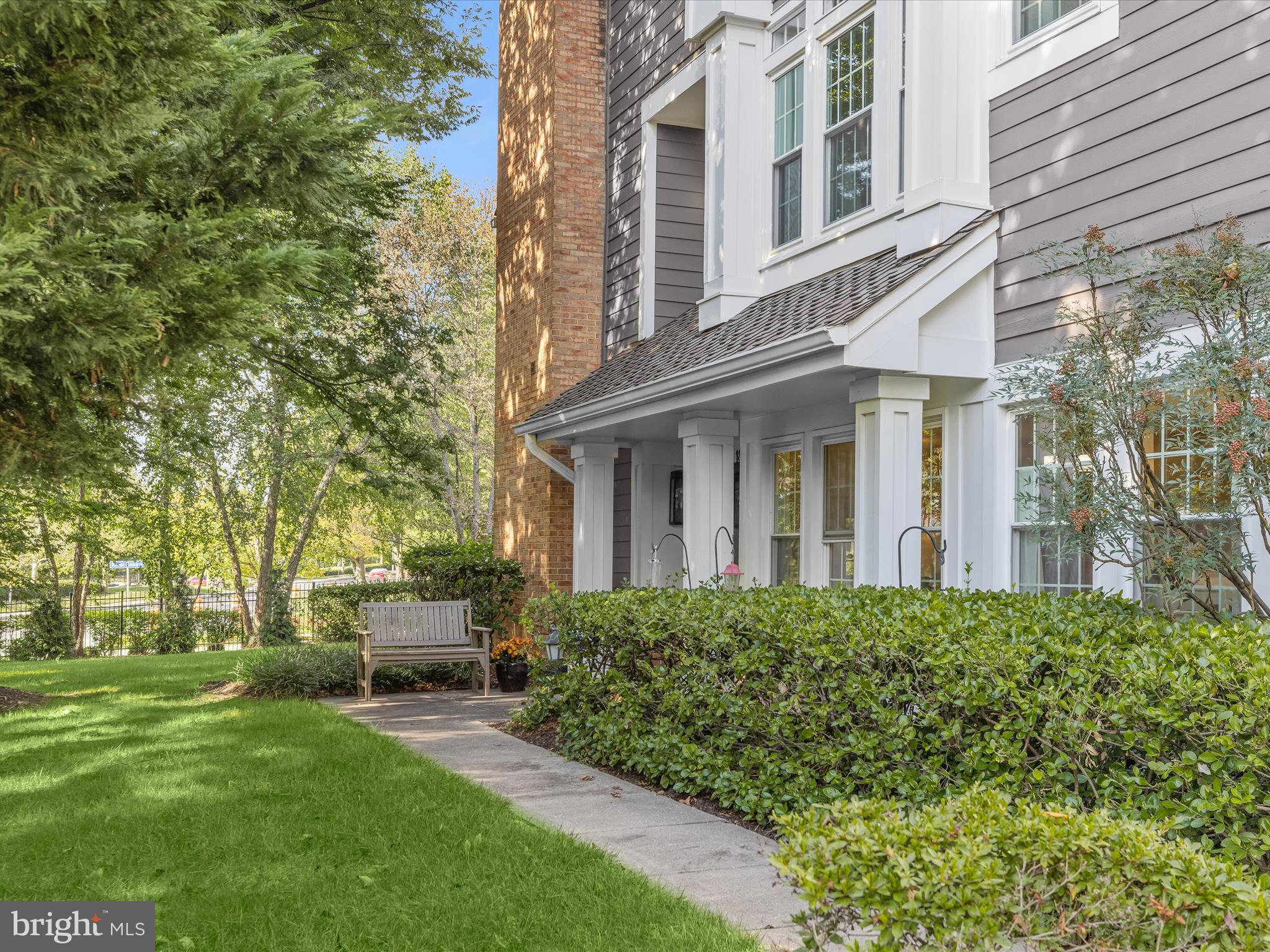 1810 COURTYARD CIRCLE C