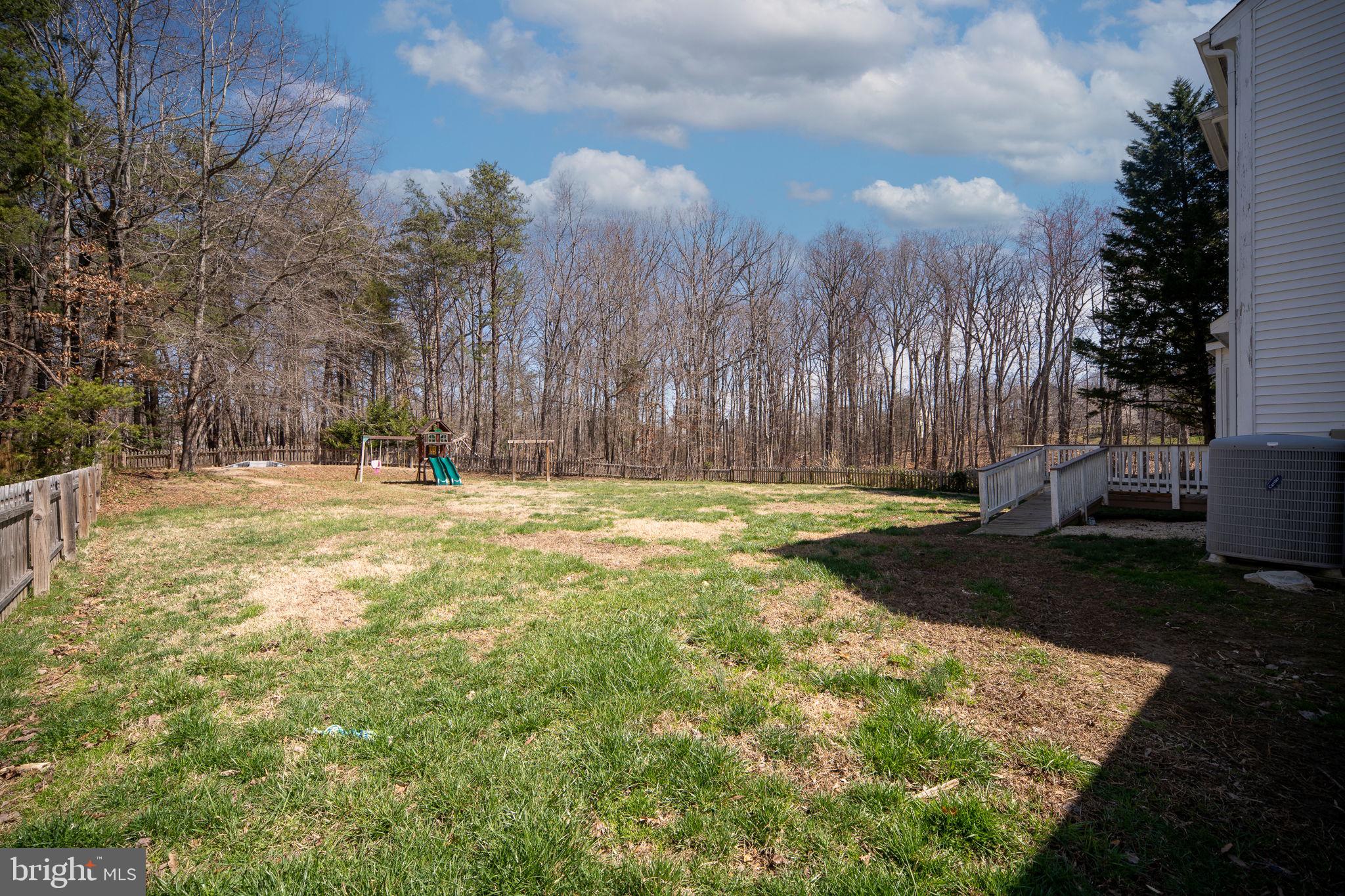 CRYSTAL LAKE - Residential