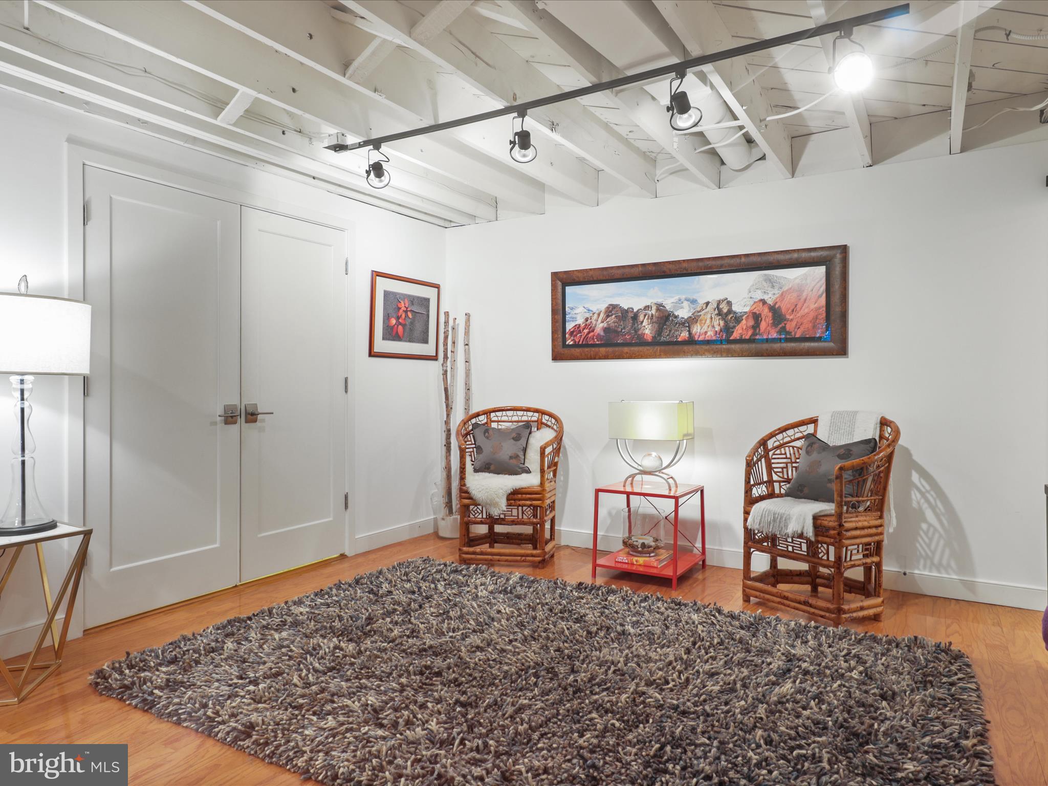 BELLEVUE FOREST - Residential