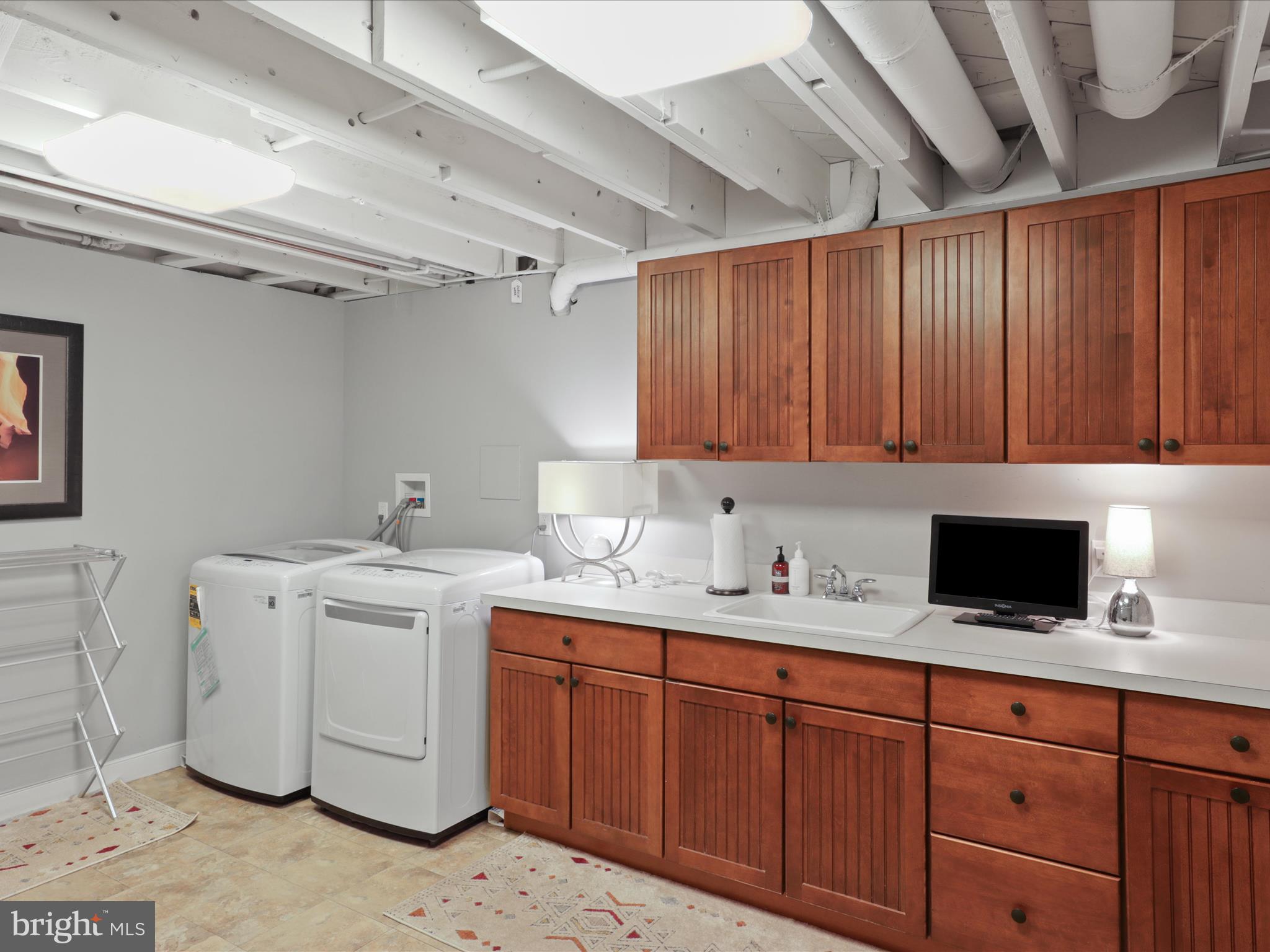 BELLEVUE FOREST - Residential