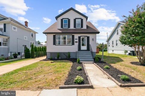 Homes For Sale - 5506 Link Avenue<br/> BALTIMORE, MD 21227