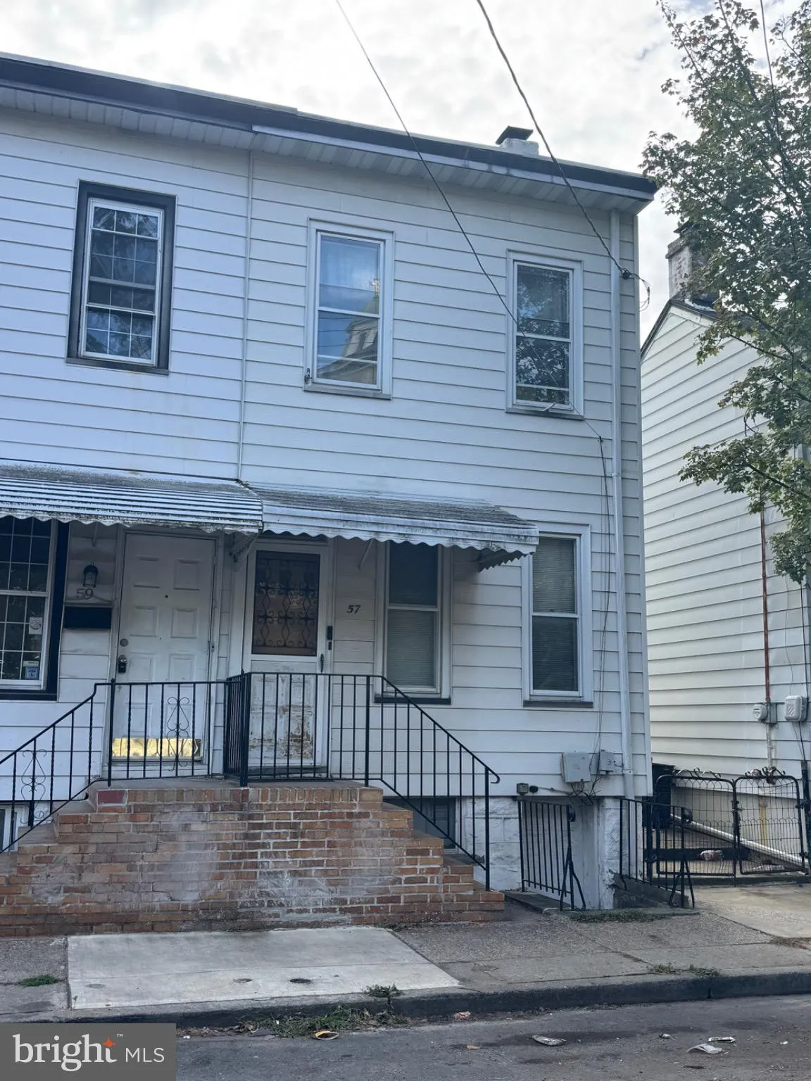 Trenton, New Jersey 08611, United States, 2 Bedrooms Bedrooms, ,1 BathroomBathrooms,Residential,Pending,230080