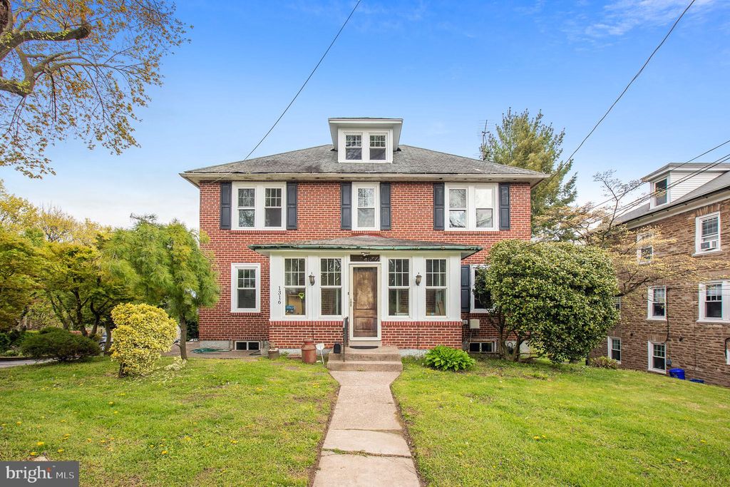 Photo of 1316 Butler Pike #REAR, CONSHOHOCKEN, PA 19428 (MLS # PAMC2165304)
