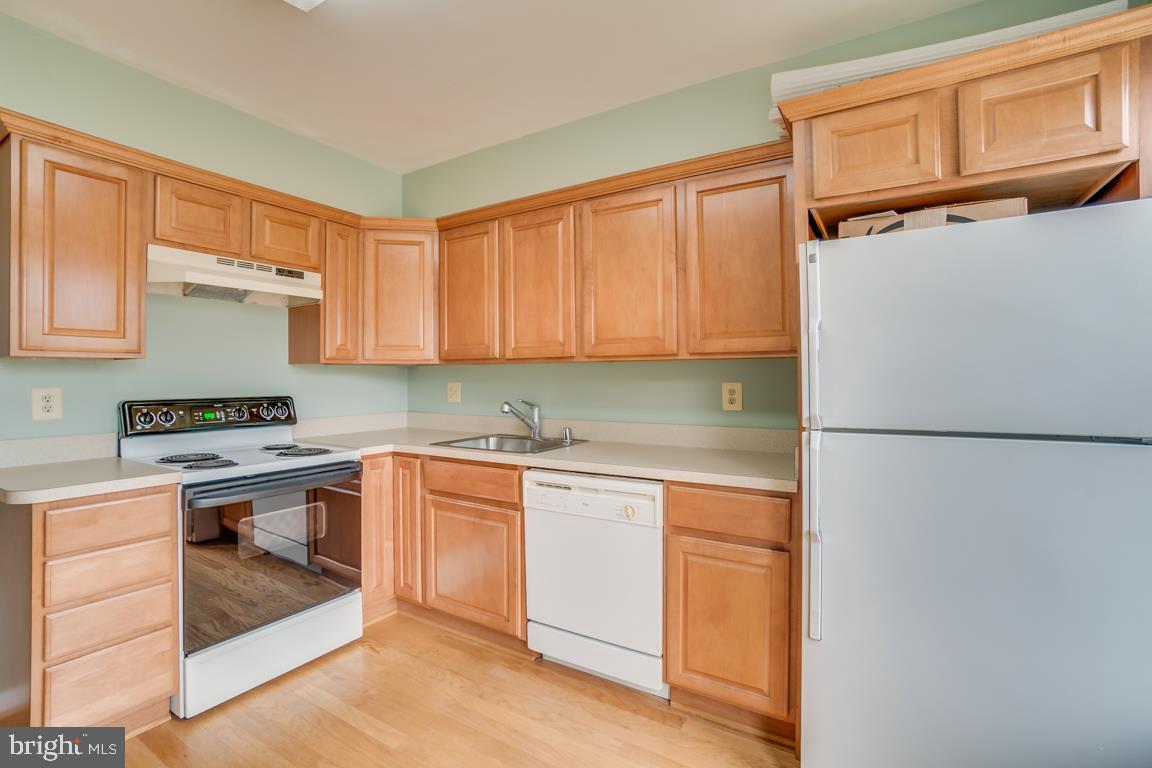 POINT OF WOODS EAST - Residential