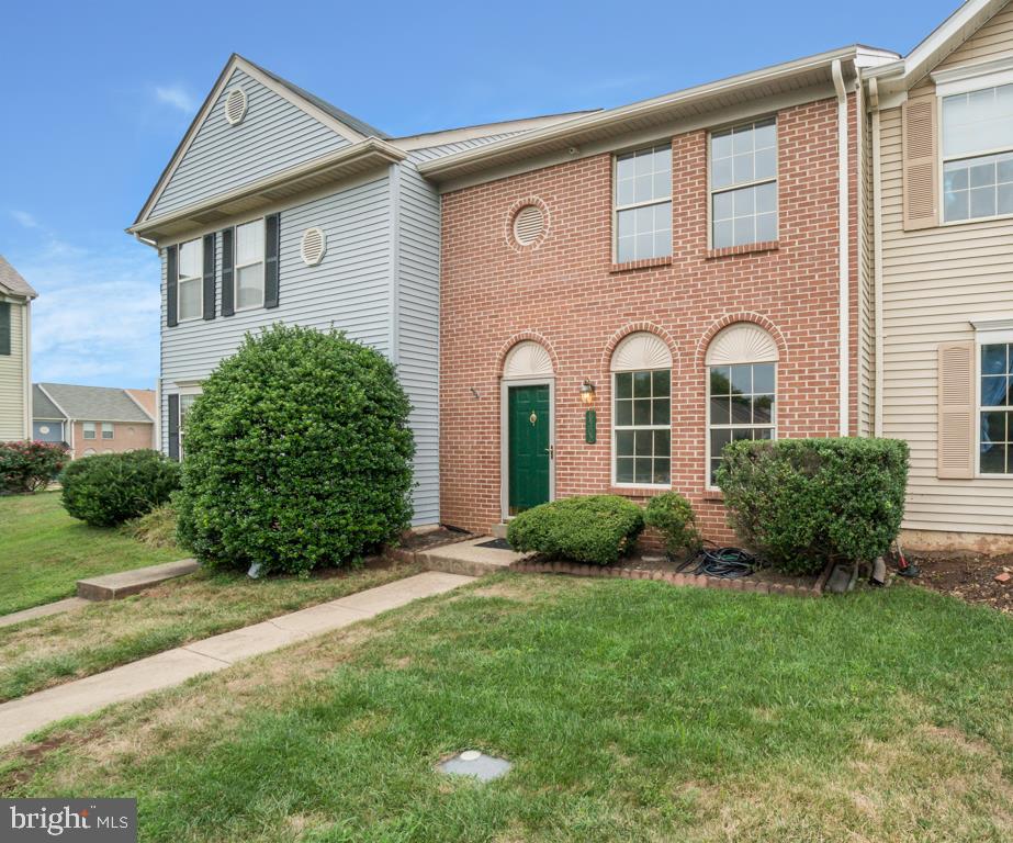 POINT OF WOODS EAST - Residential