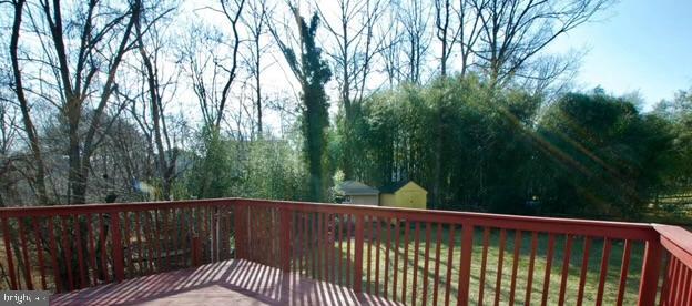 THOMPSONS PURCHASE - Residential Lease