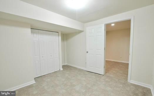 THOMPSONS PURCHASE - Residential Lease