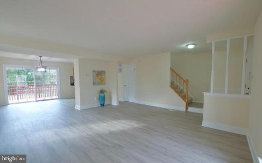 THOMPSONS PURCHASE - Residential Lease