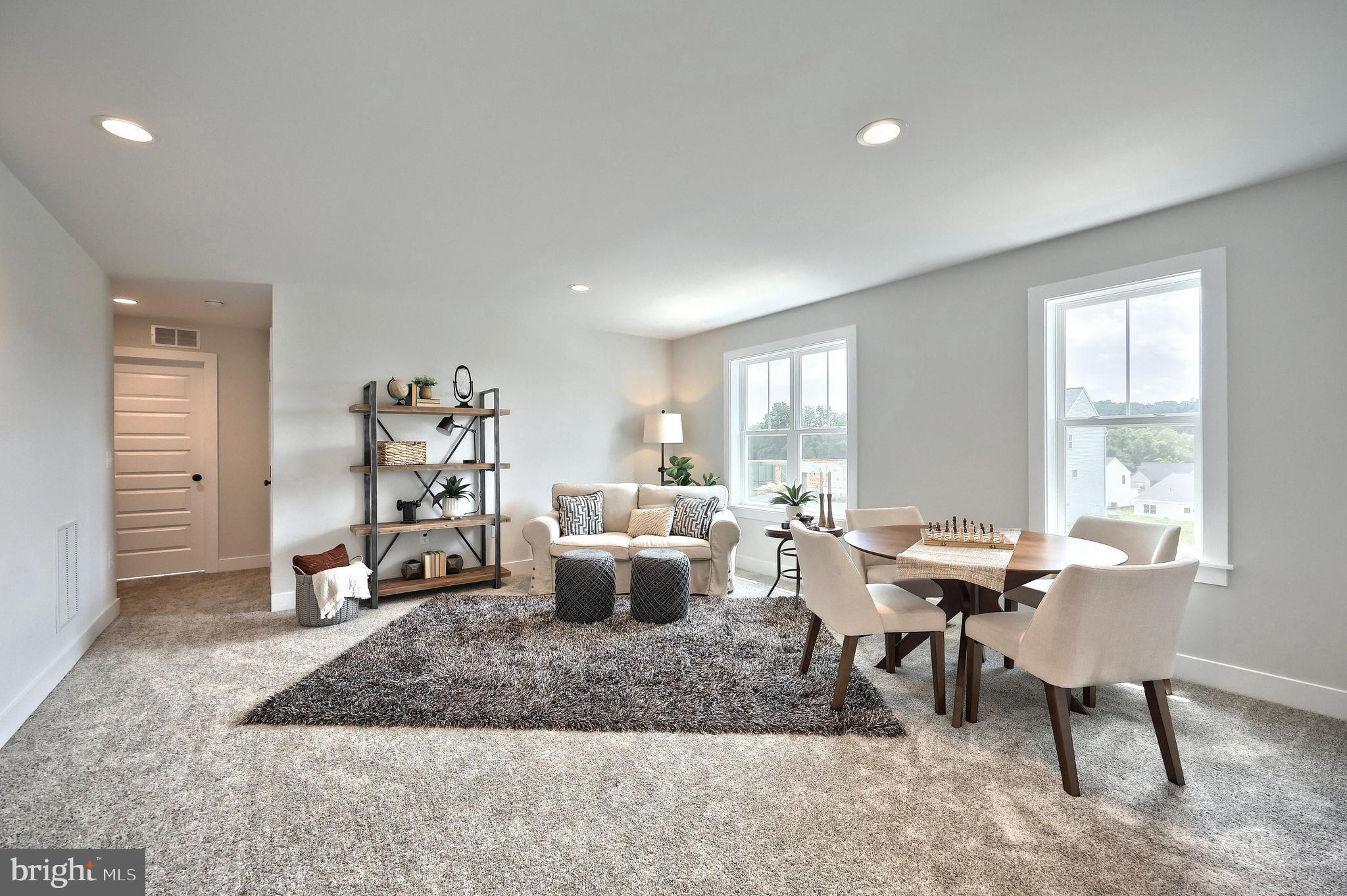 WALTON HILL - Residential