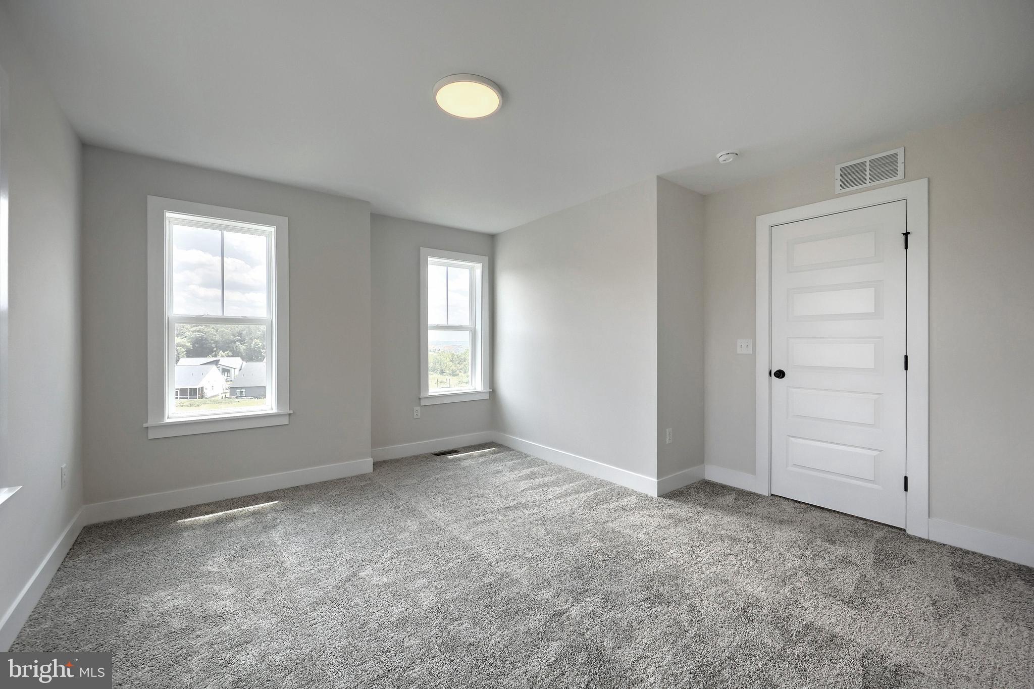 WALTON HILL - Residential