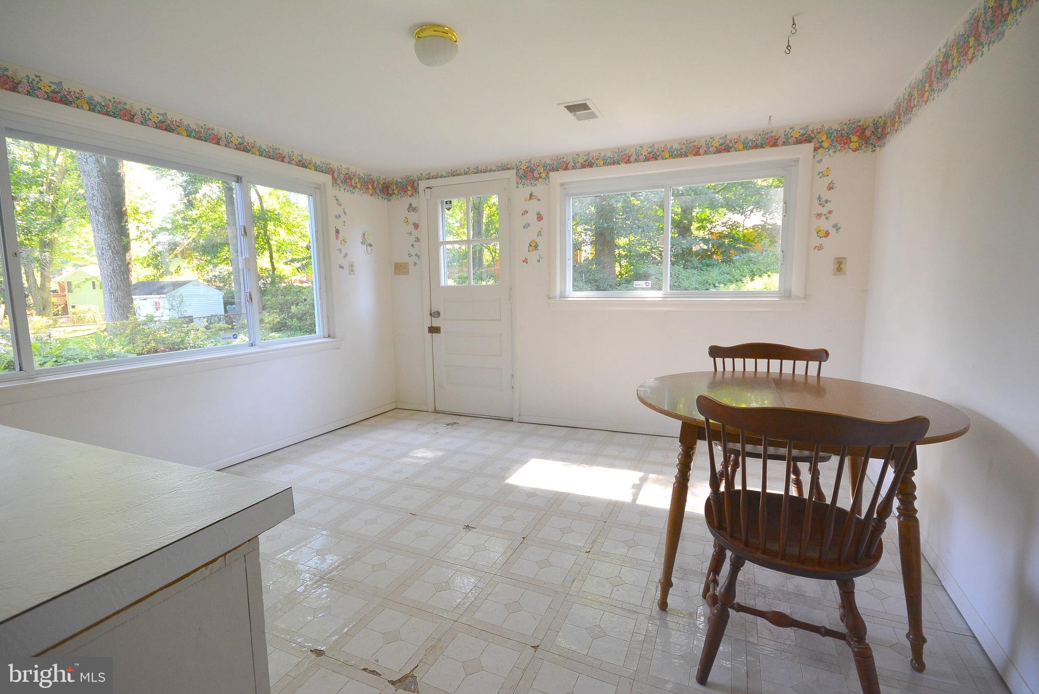 NORTH SPRINGFIELD - Residential