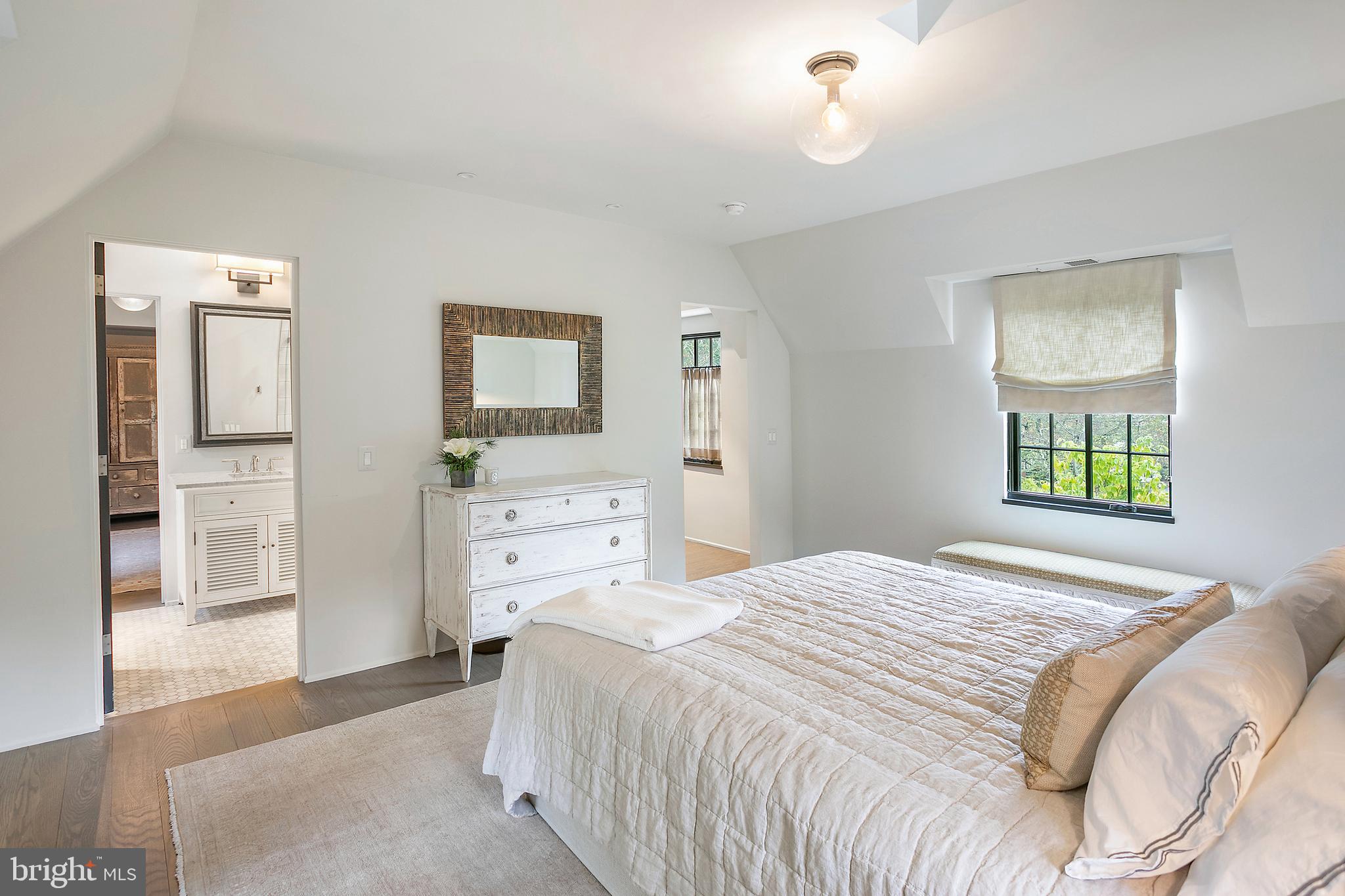 KENWOOD - Residential