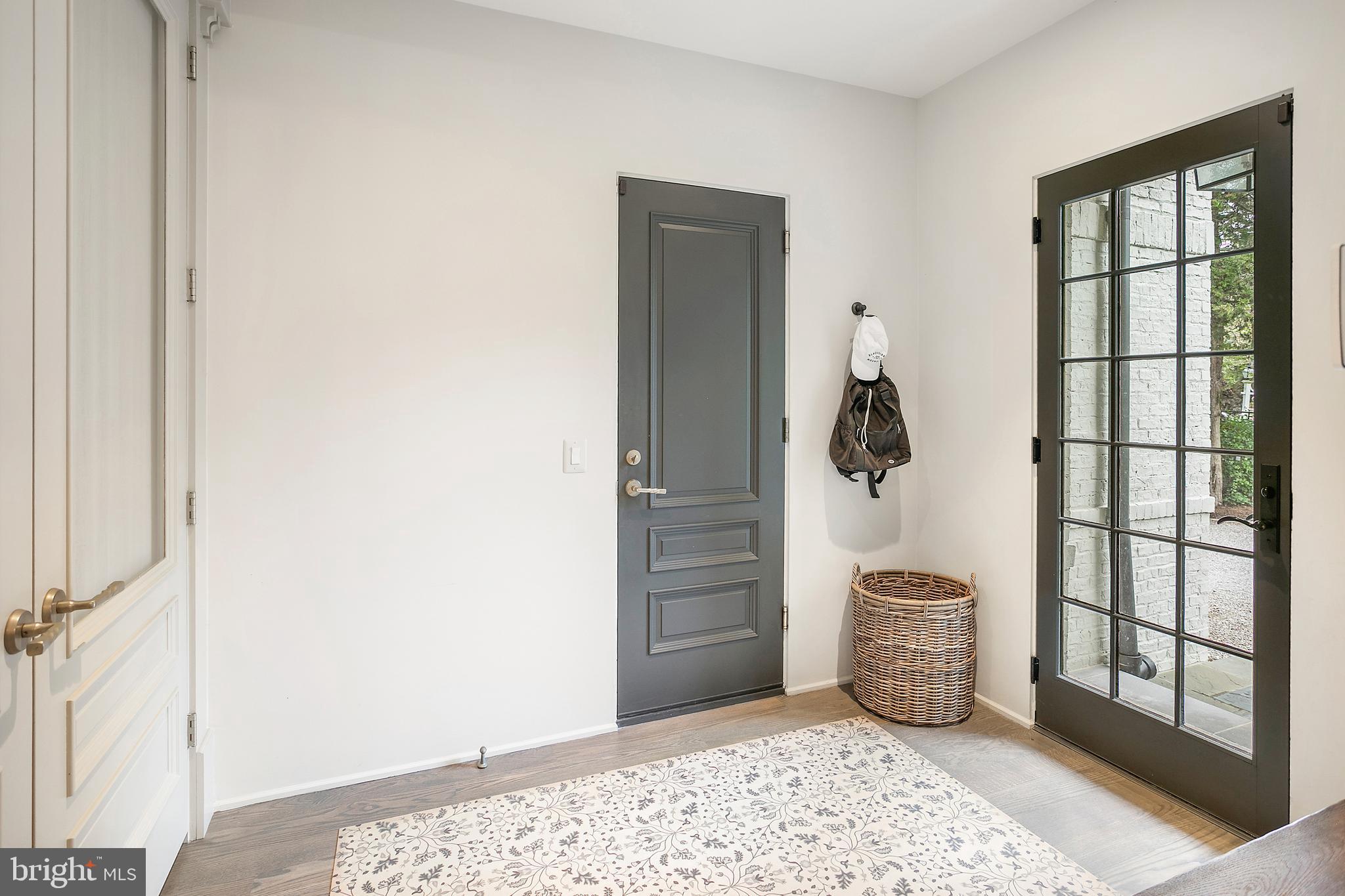 KENWOOD - Residential