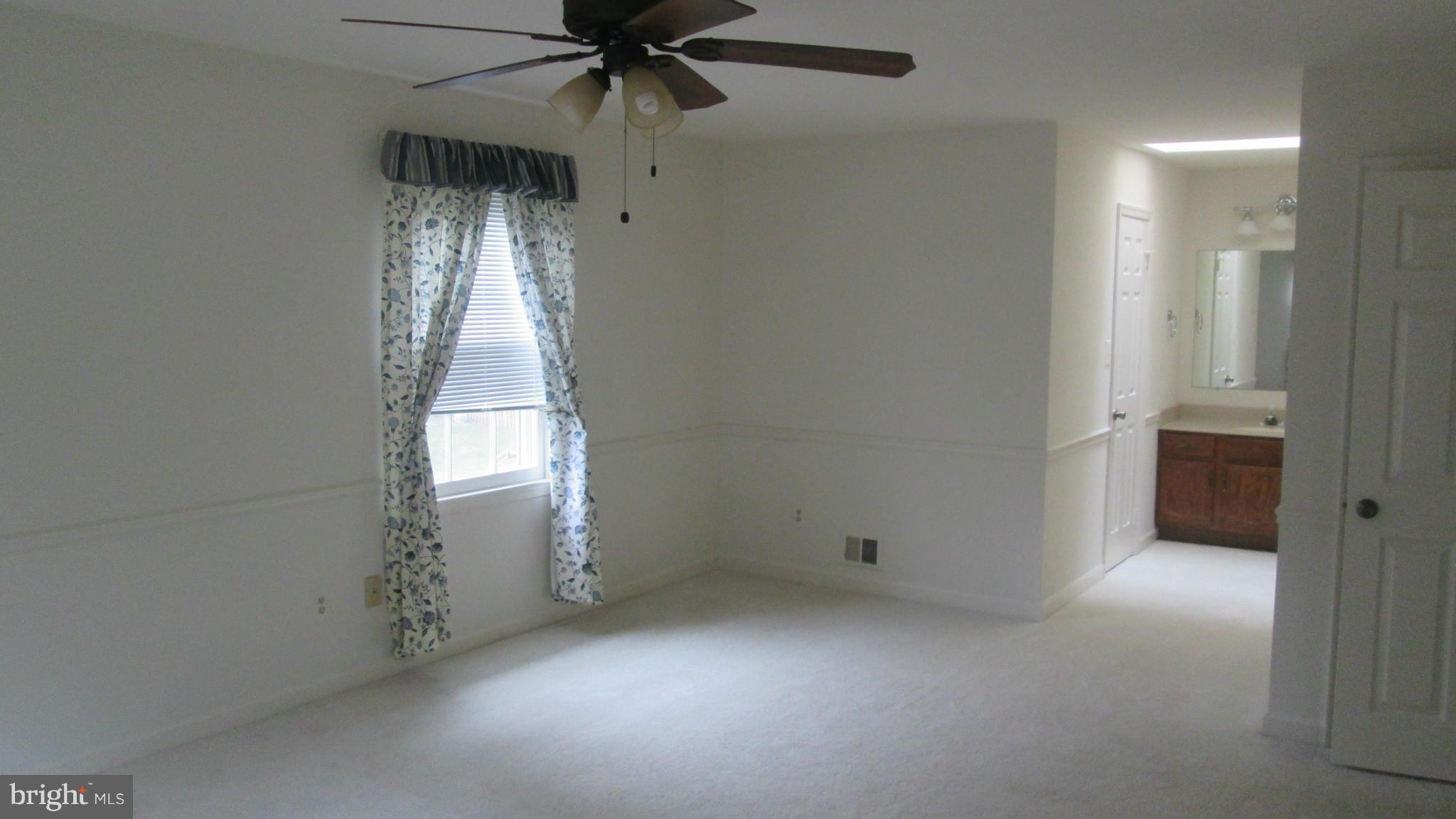 LITTLE ROCKY RUN - Residential Lease