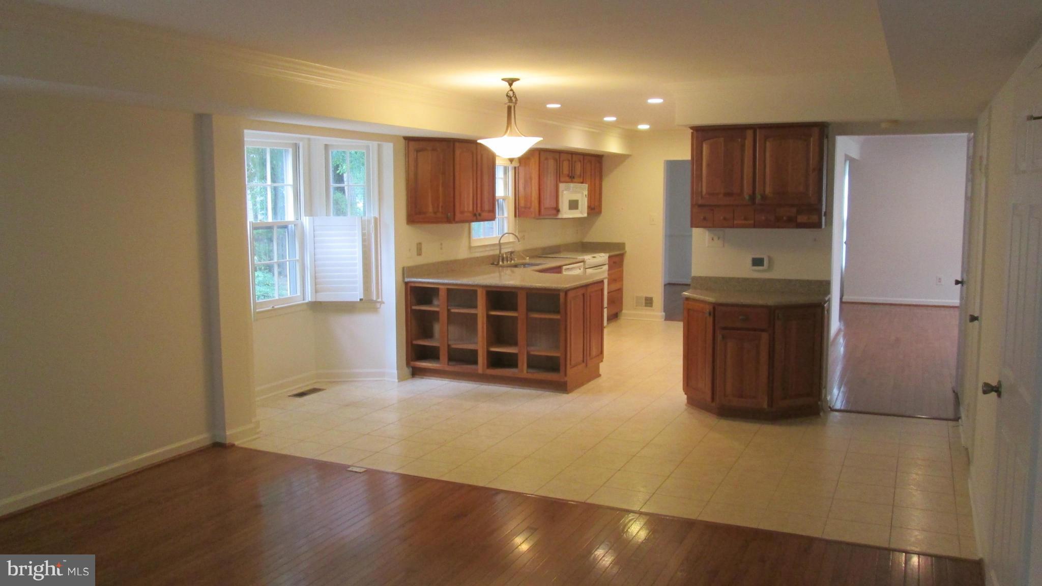 LITTLE ROCKY RUN - Residential Lease