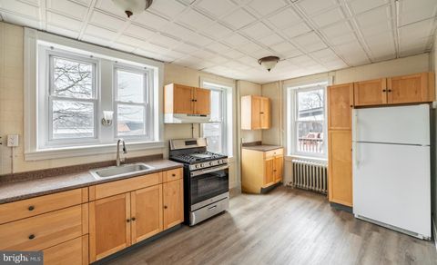 Tiny photo for 631 Main Street #APT 1, RED HILL, PA 18076 (MLS # PAMC2170254)