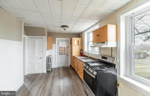 Tiny photo for 631 Main Street #APT 1, RED HILL, PA 18076 (MLS # PAMC2170254)