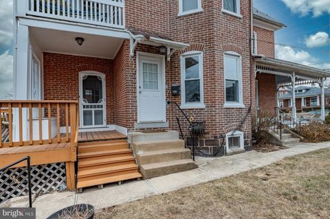 Tiny photo for 631 Main Street #APT 1, RED HILL, PA 18076 (MLS # PAMC2170254)