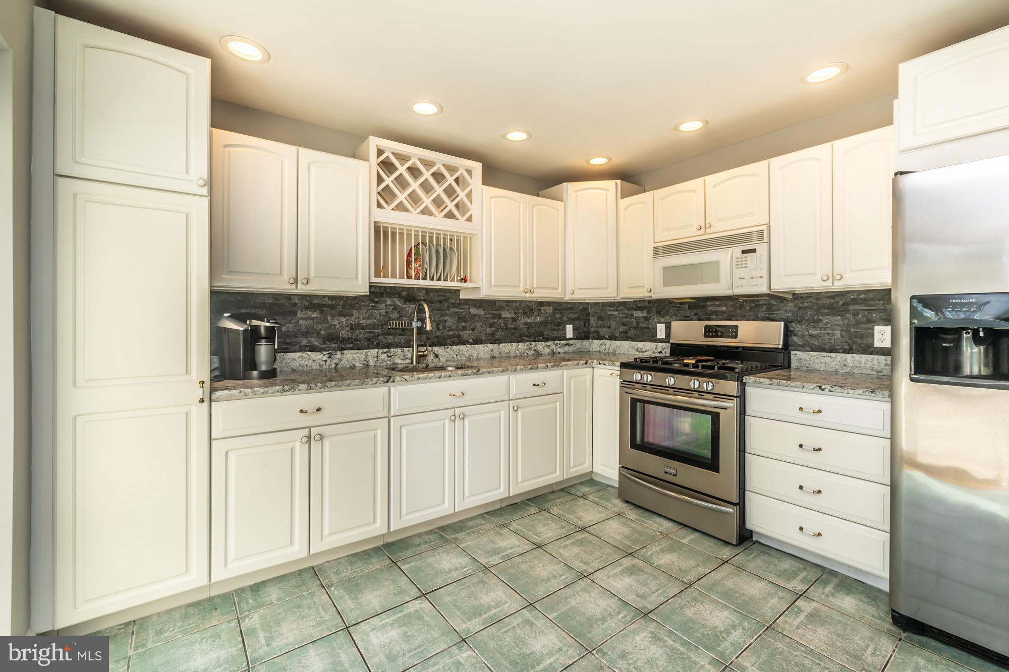 SPRINGFIELD - Residential