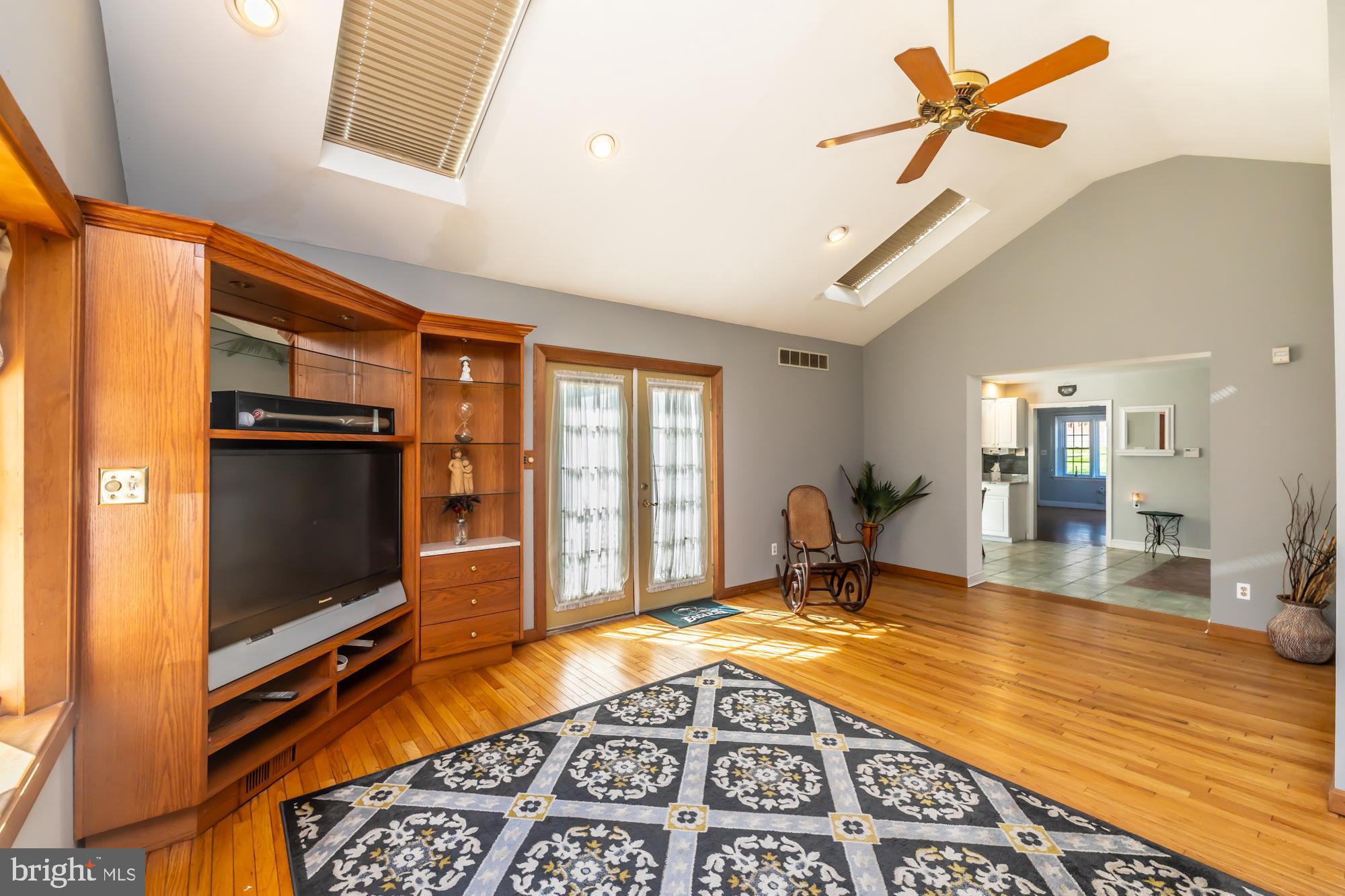 SPRINGFIELD - Residential