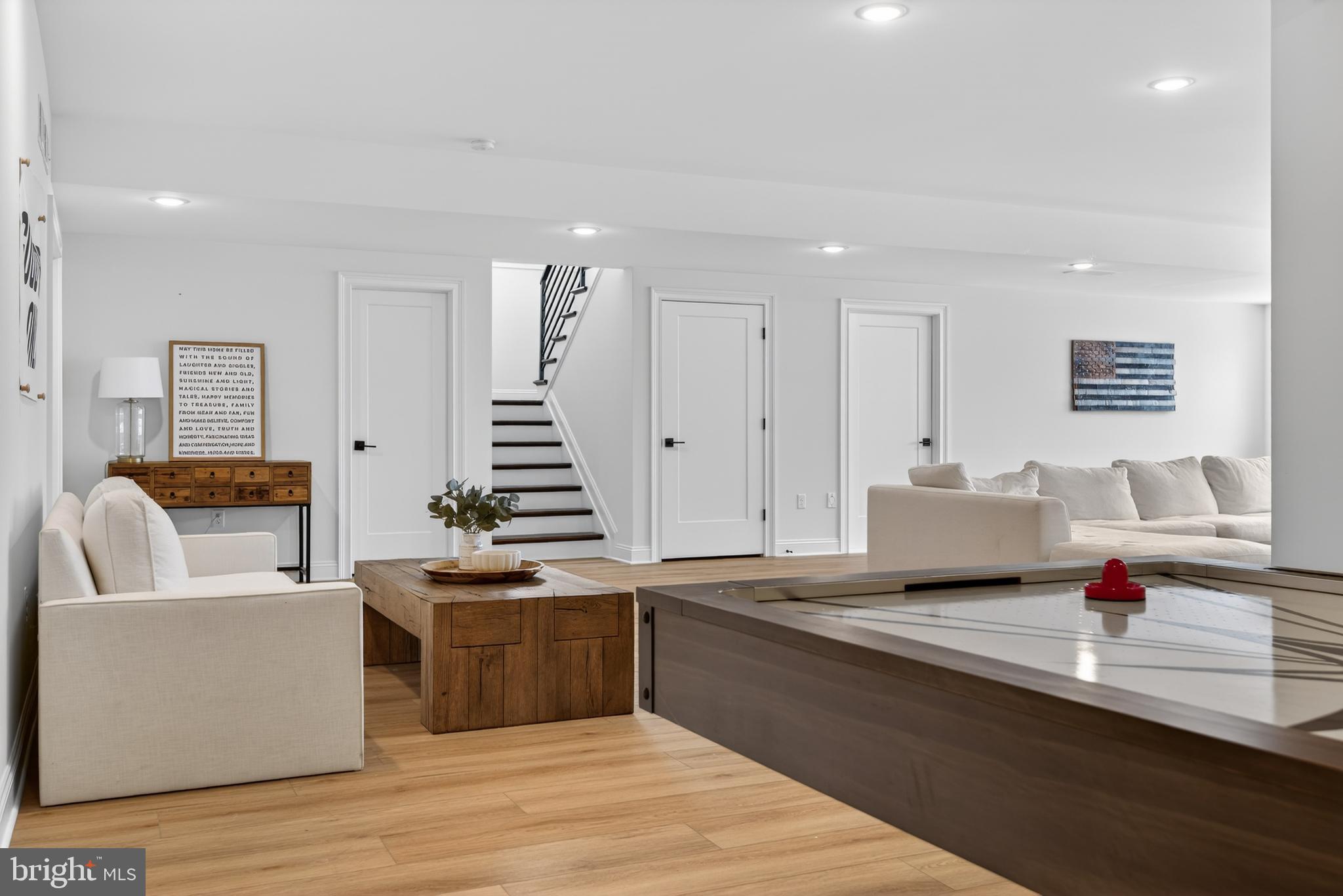 HAYDN MANOR - Residential