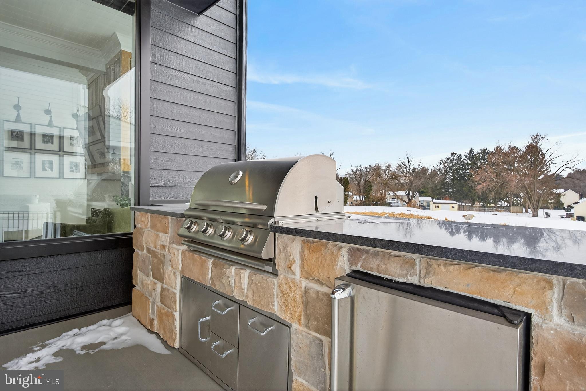 HAYDN MANOR - Residential