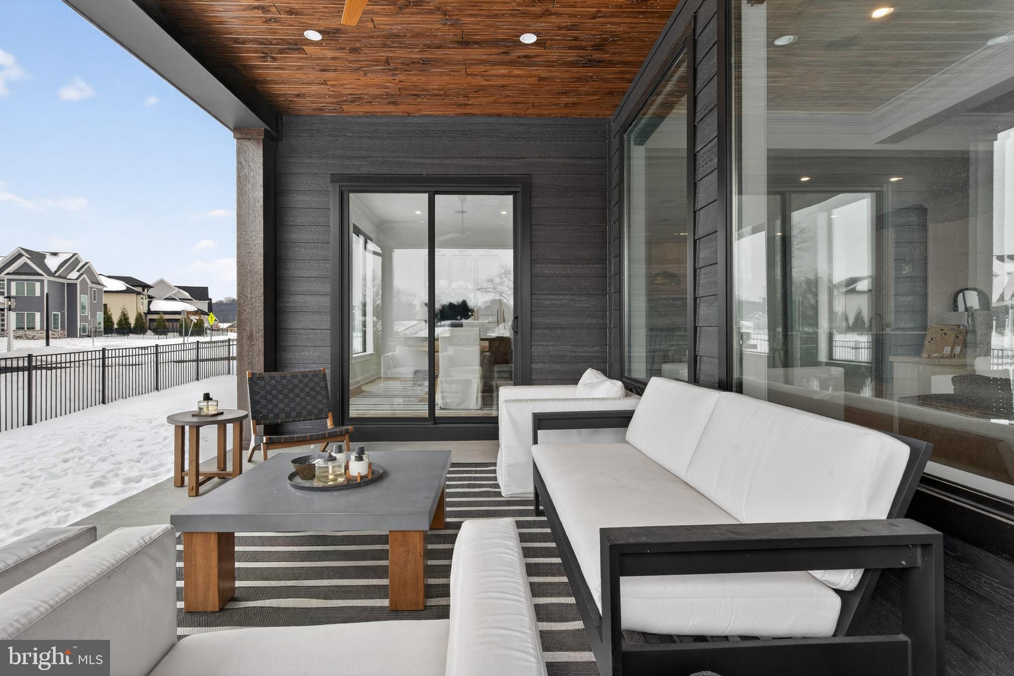 HAYDN MANOR - Residential